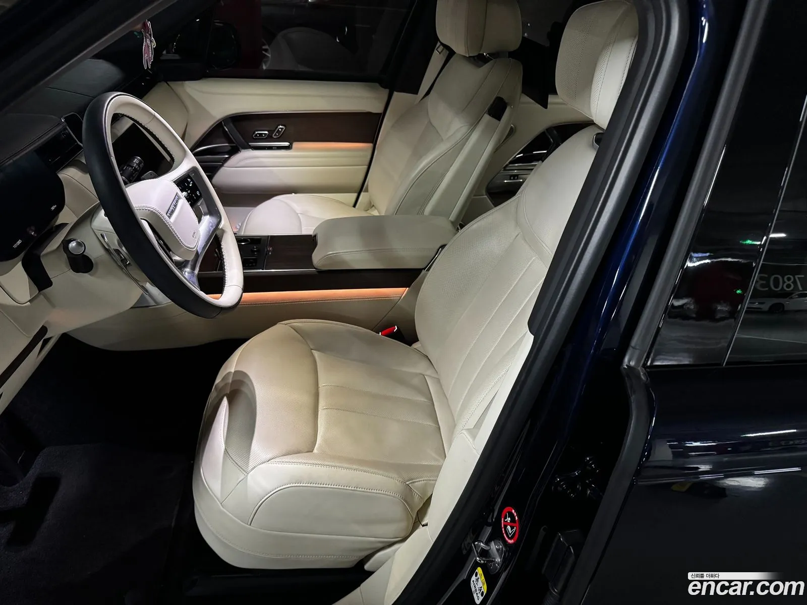 Land Rover Range Rover 2022 — 19