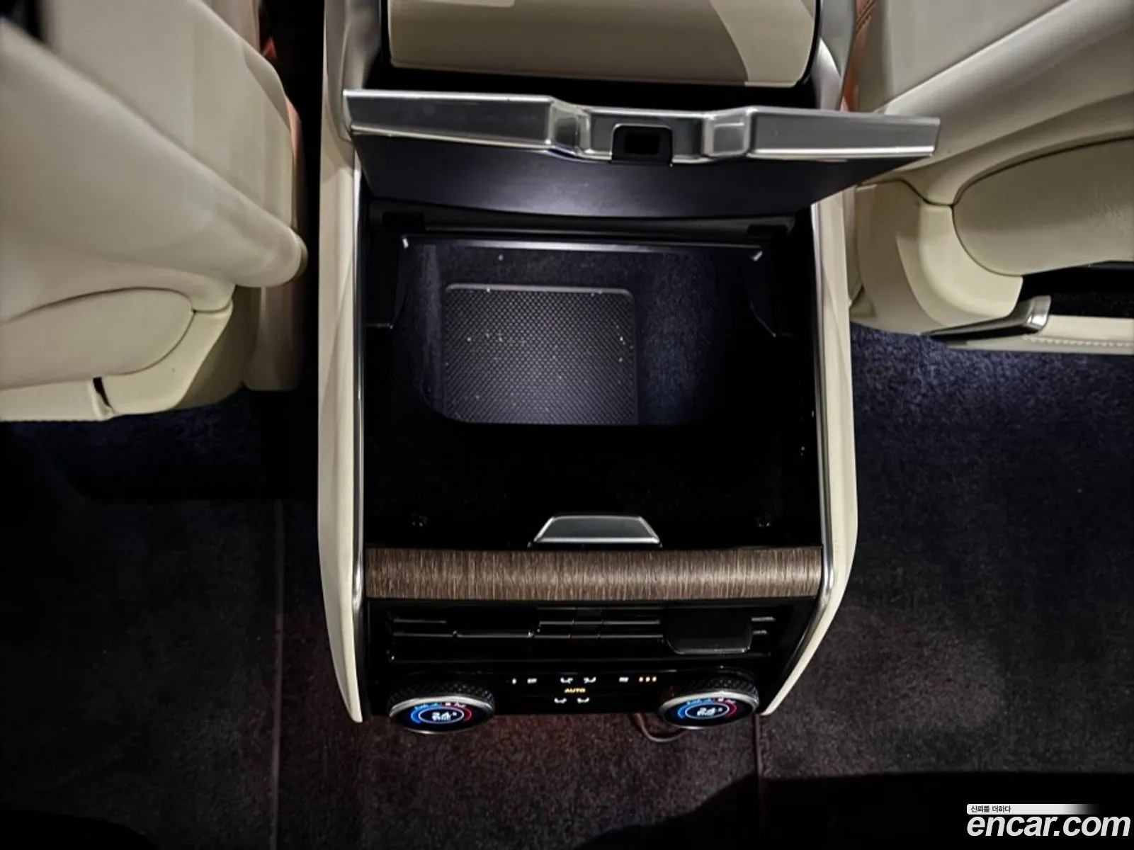 Land Rover Range Rover 2022 — 6