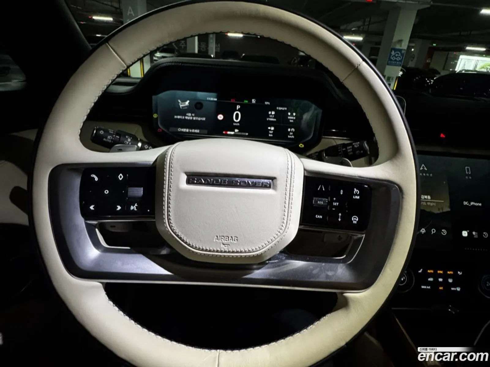 Land Rover Range Rover 2022 — 16