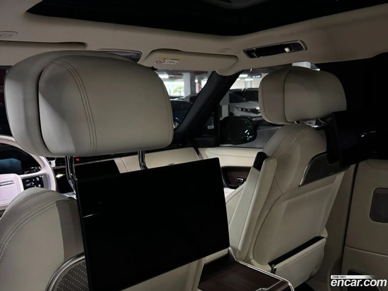 Land Rover Range Rover 2022 — 12