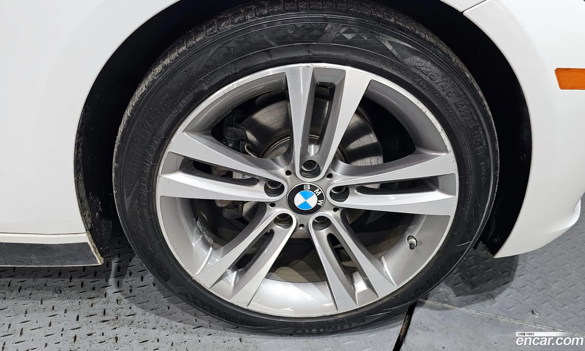 BMW 3 Series 2015 WBA3D3109FK275992 — 3