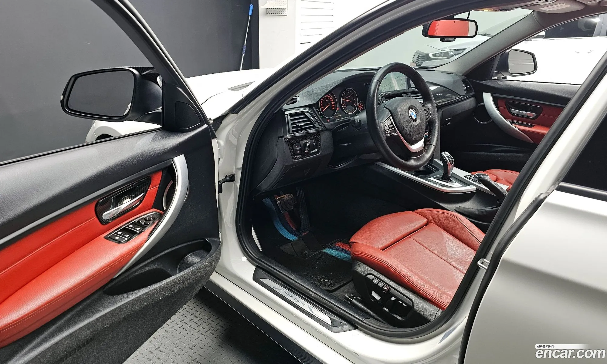 BMW 3 Series 2015 WBA3D3109FK275992 — 2