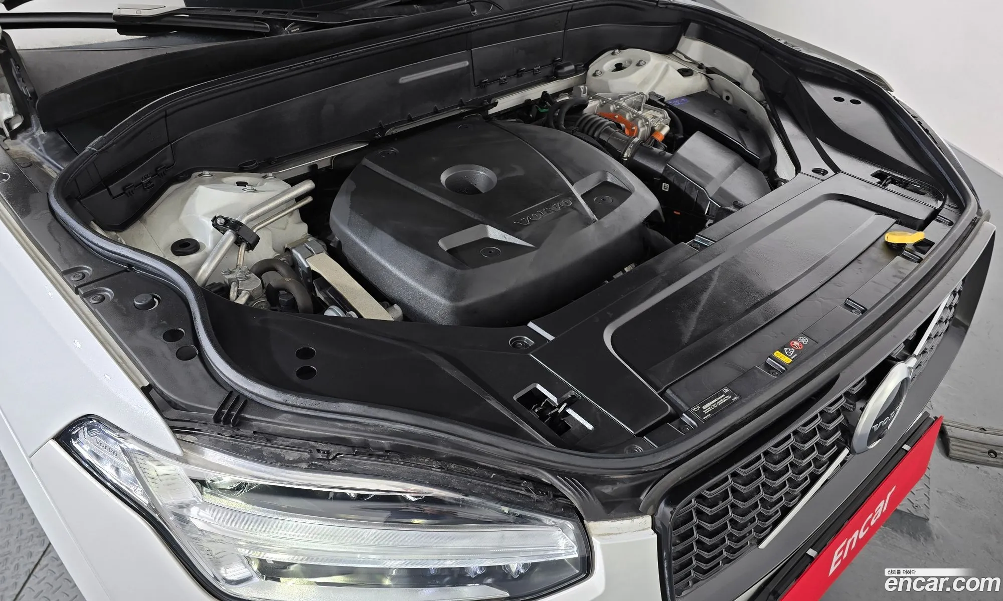 Volvo XC90 2020 YV1LFBR0DM1672590 — 12