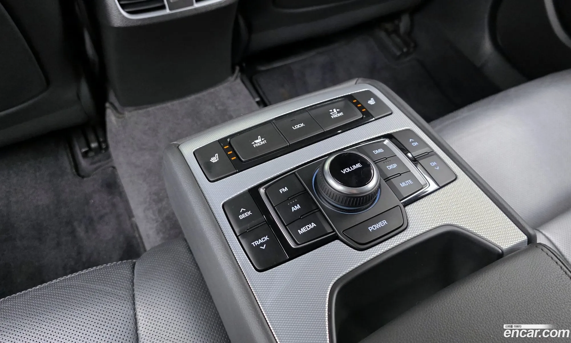 Genesis G80 2016 — 18