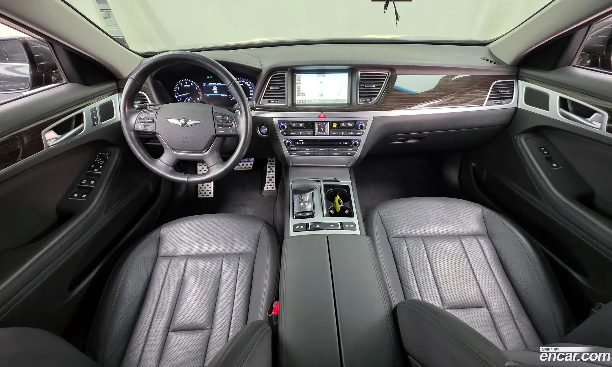 Genesis G80 2016 — 19