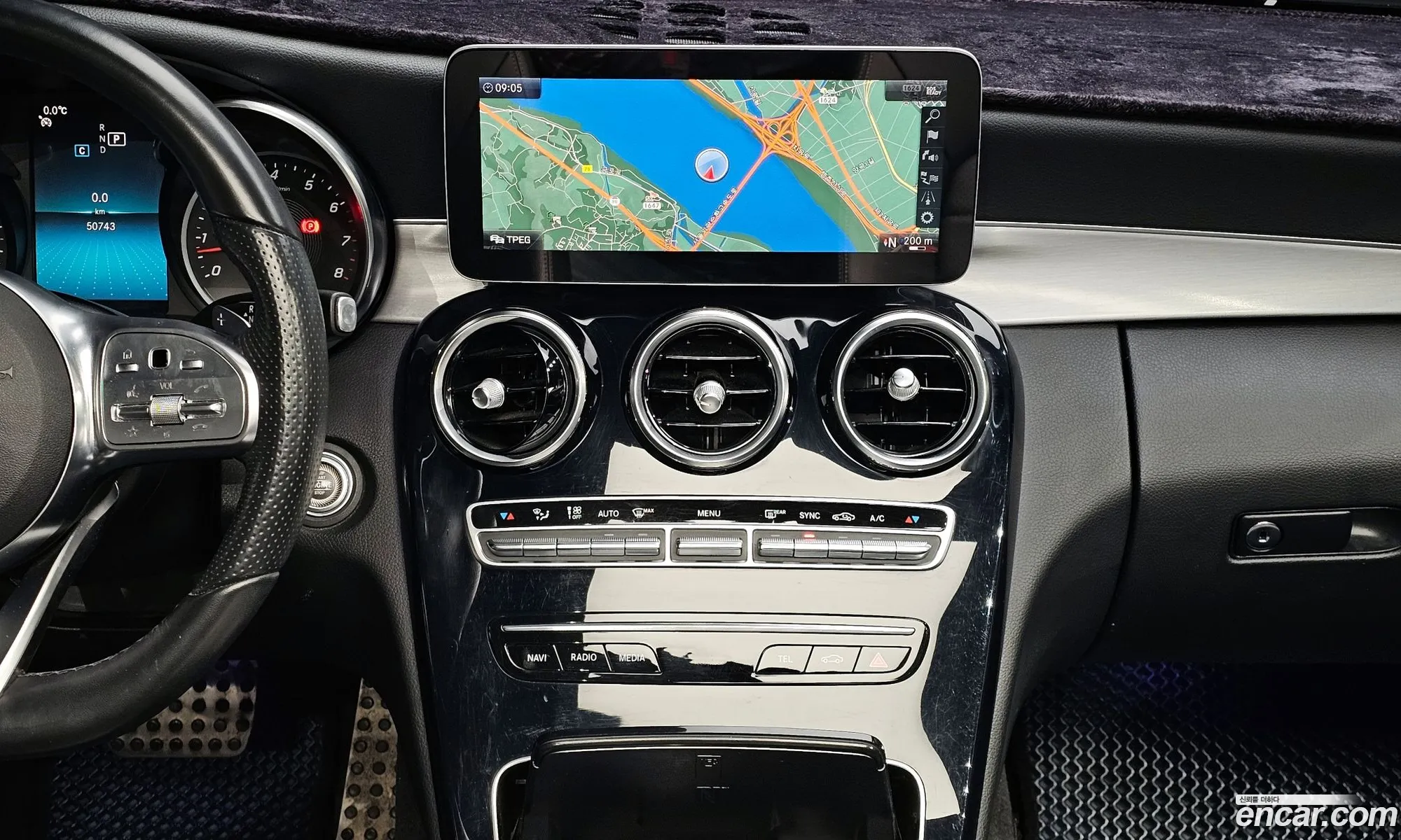Mercedes-Benz C-Class W205 2019 — 10