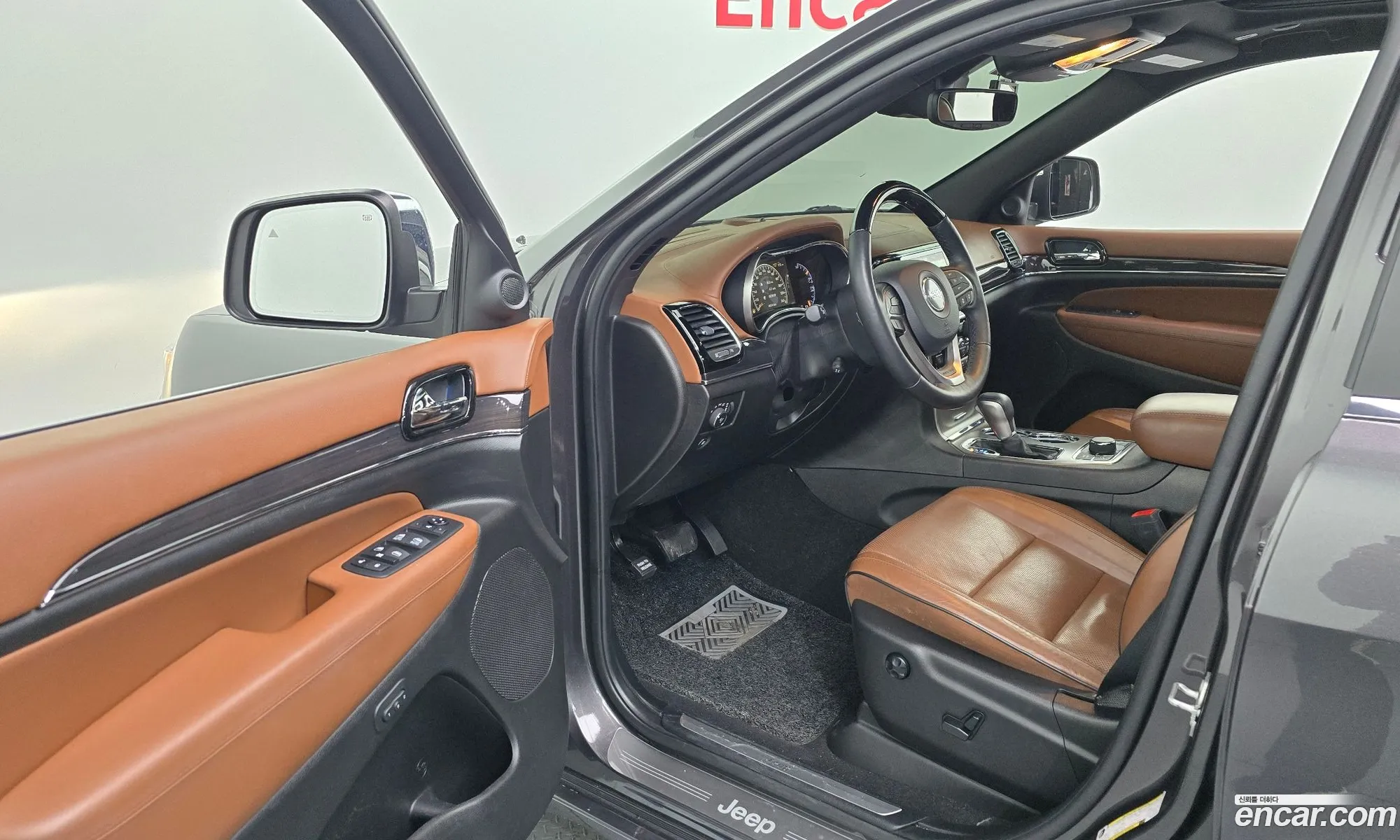 Jeep Grand Cherokee 2021 — 12