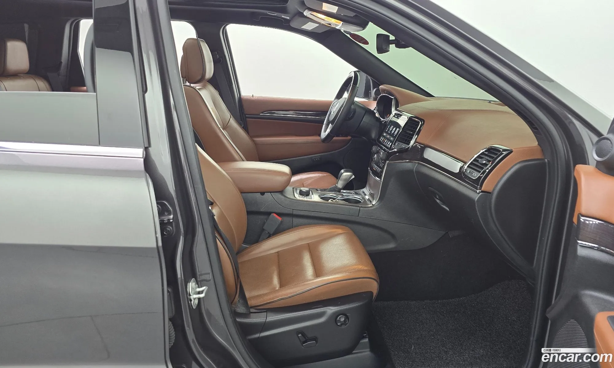 Jeep Grand Cherokee 2021 — 17