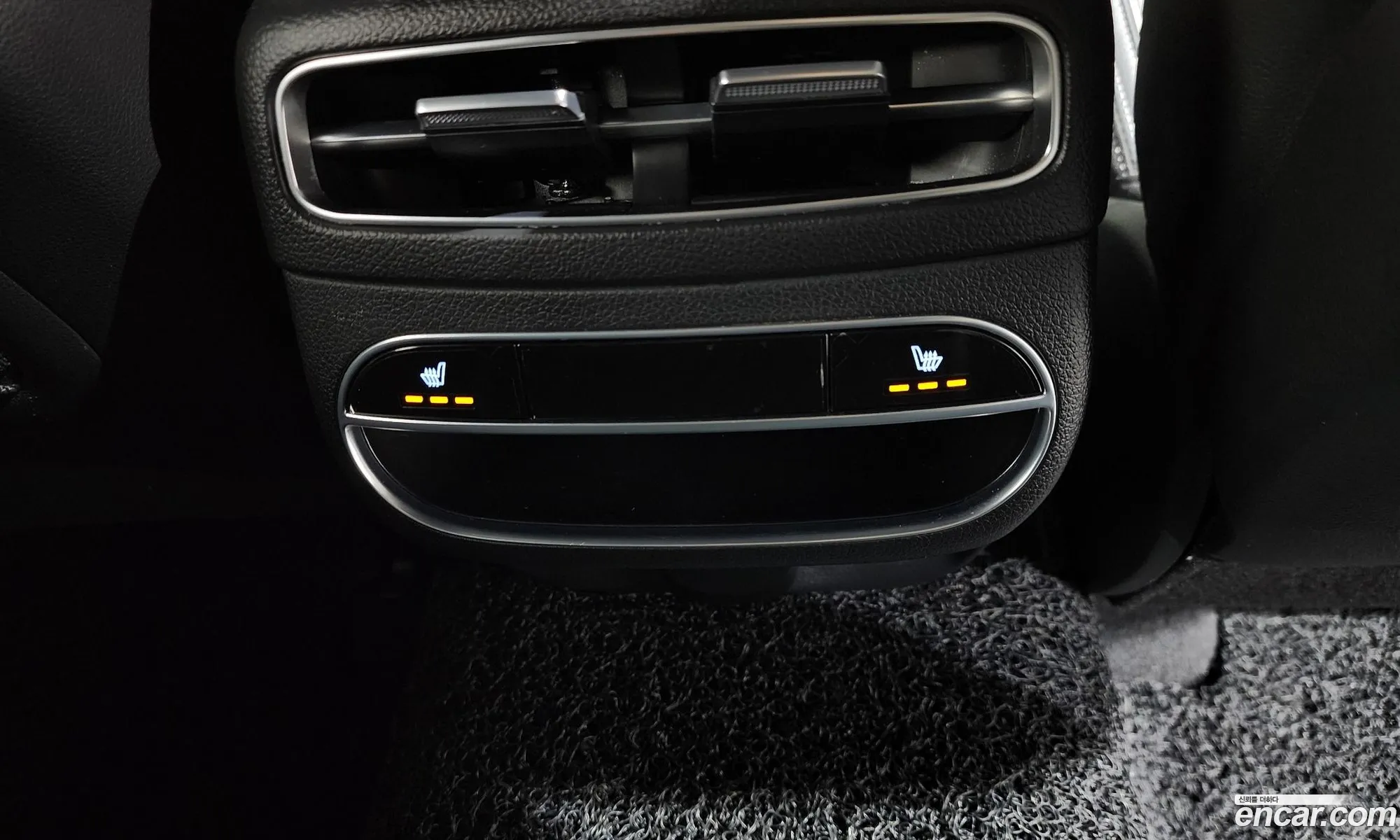Genesis GV70 2021 — 10