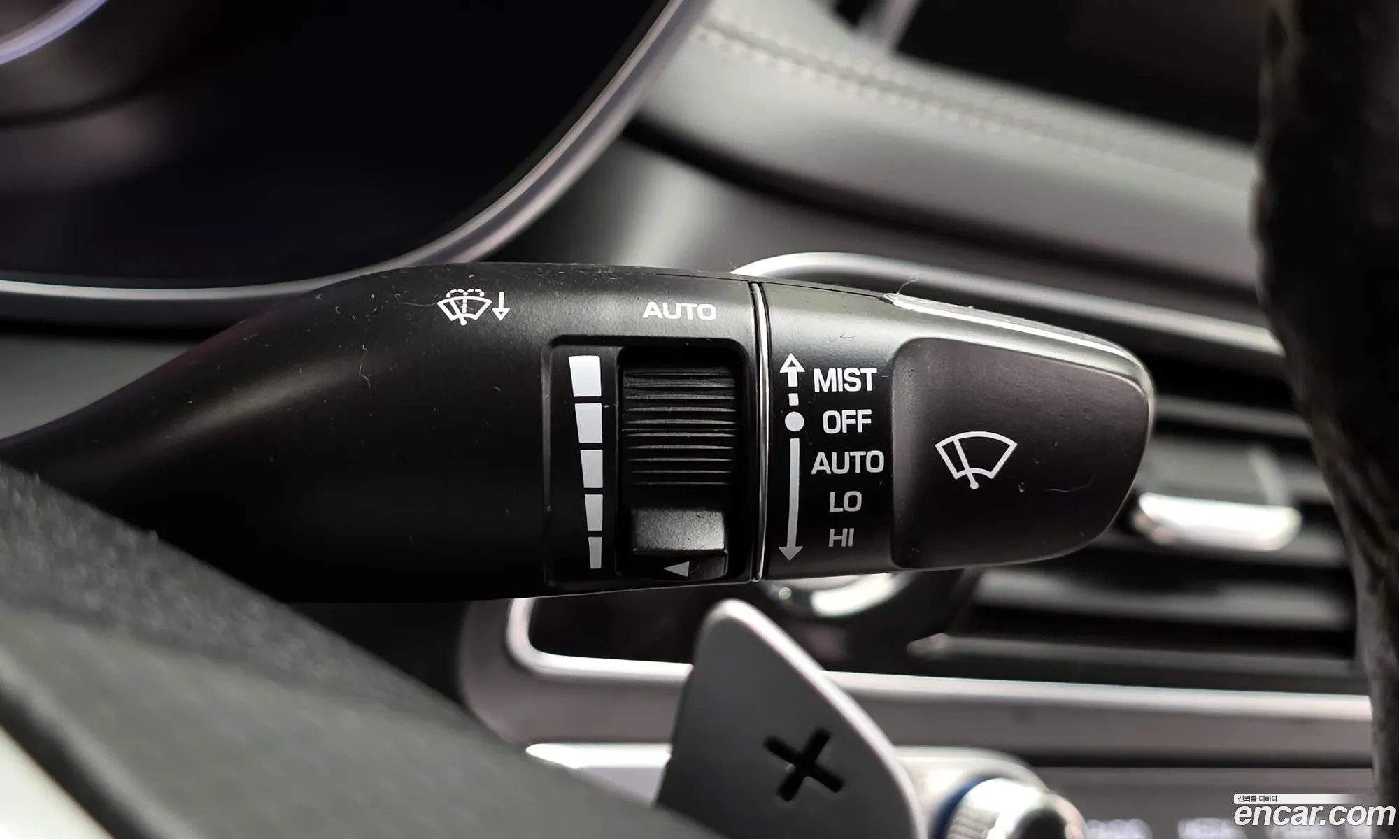 Genesis G70 2018 — 14