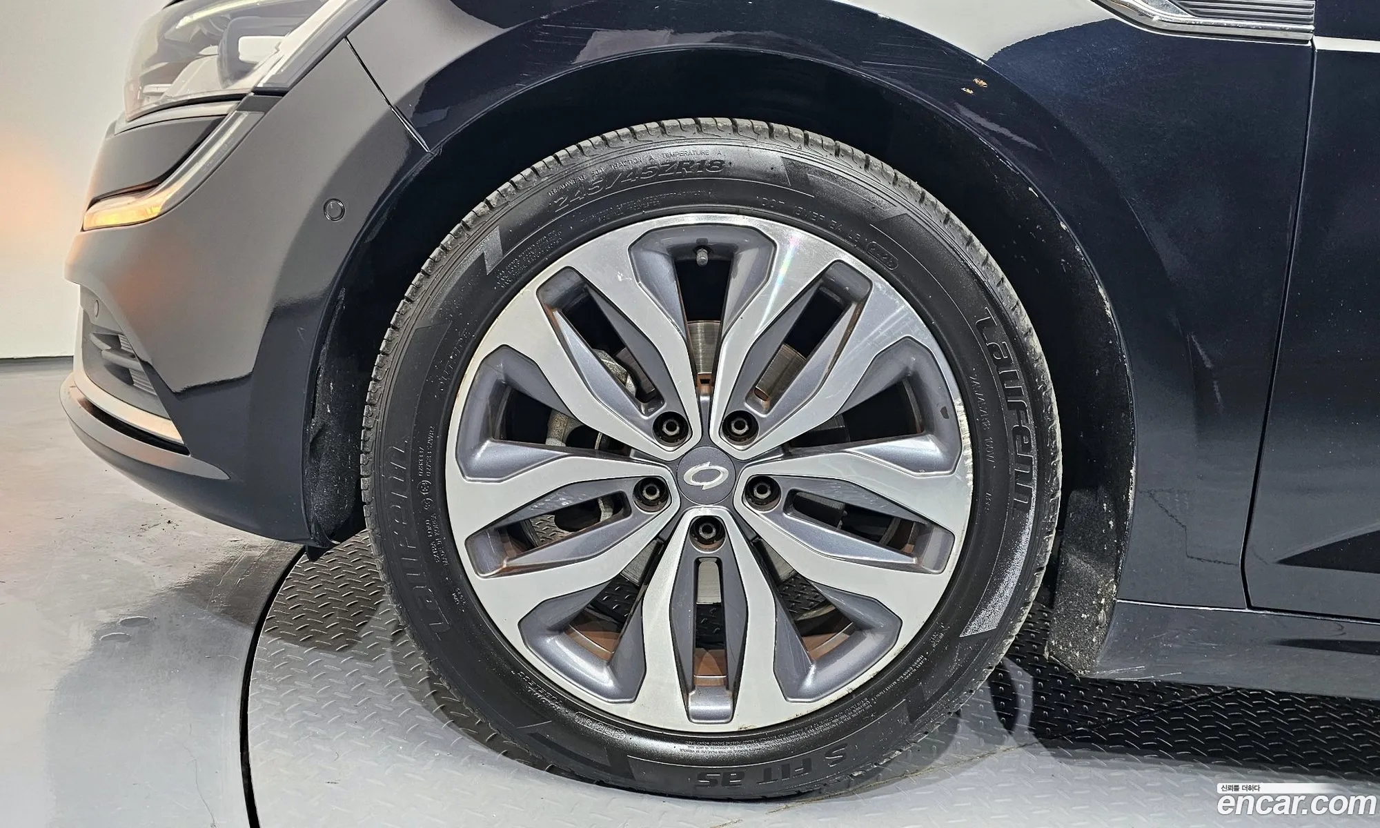 Renault Korea (Samsung) SM6 2016 — 13