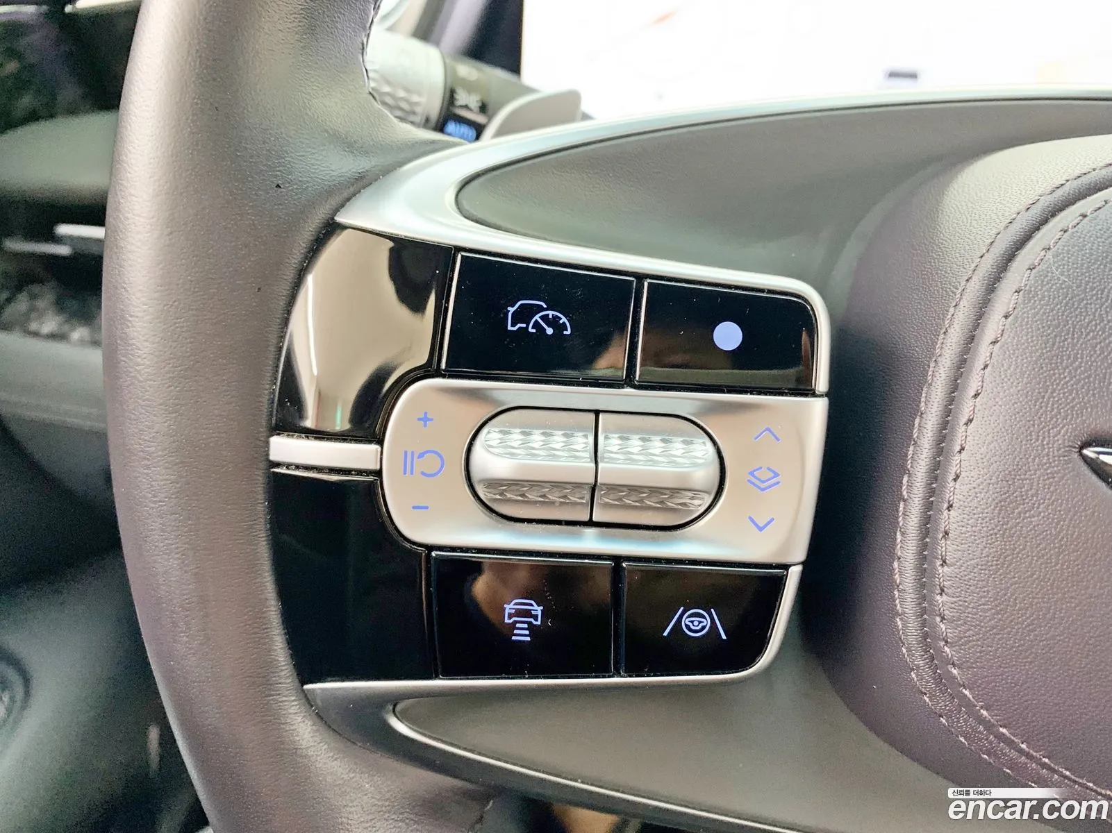 Genesis G90 2023 — 12