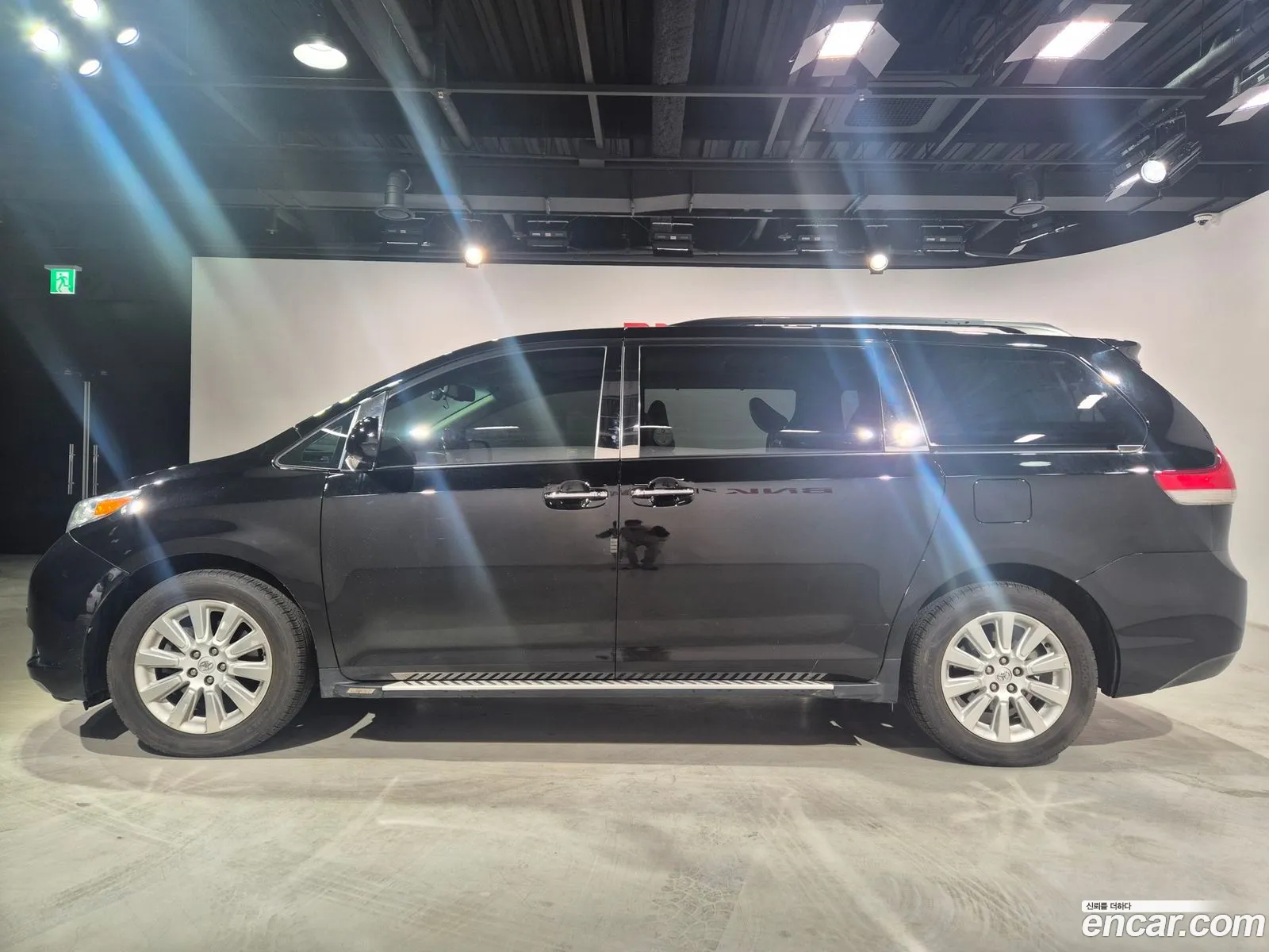 Toyota Sienna 2013 — 8