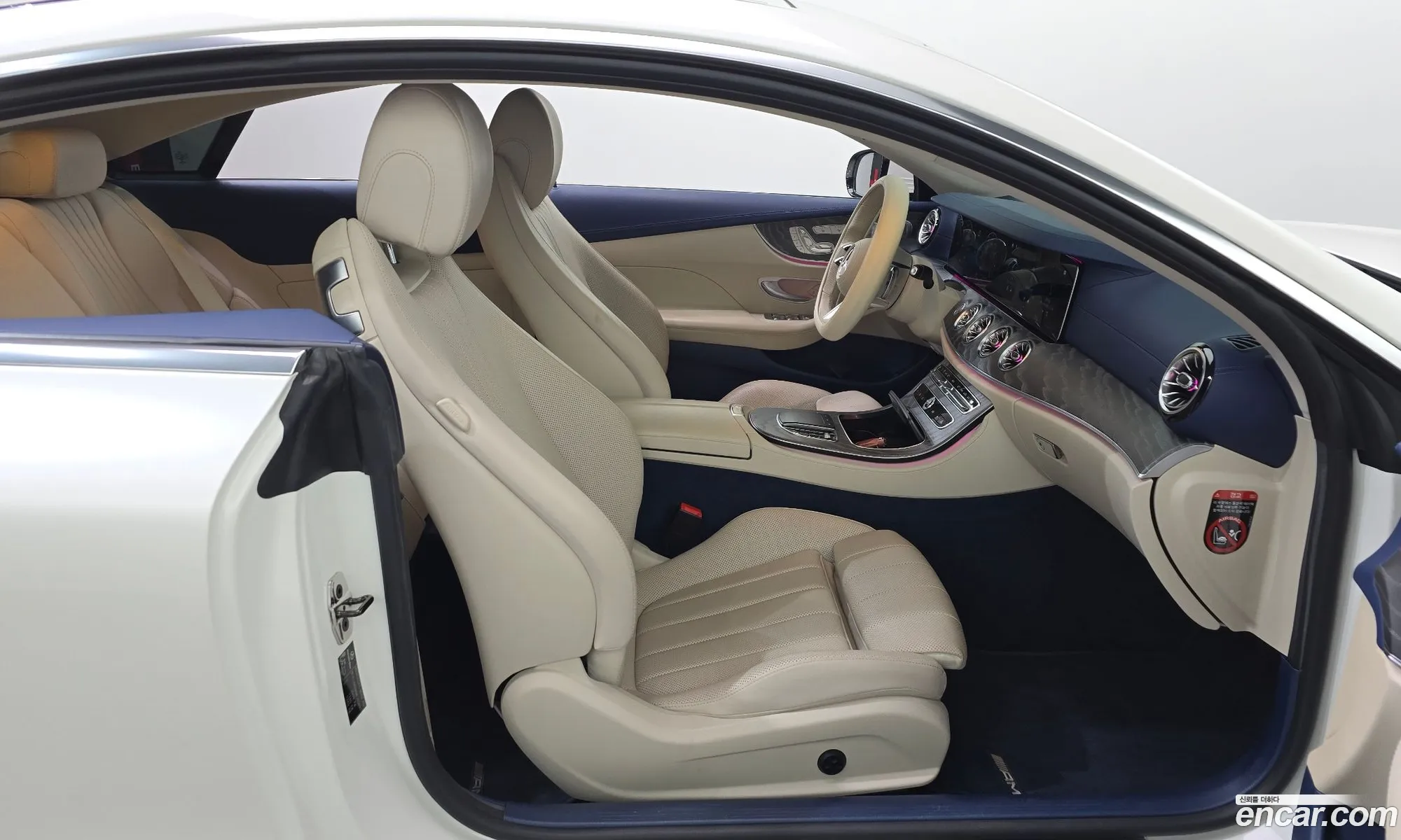 Mercedes-Benz E-Class W213 2020 — 12