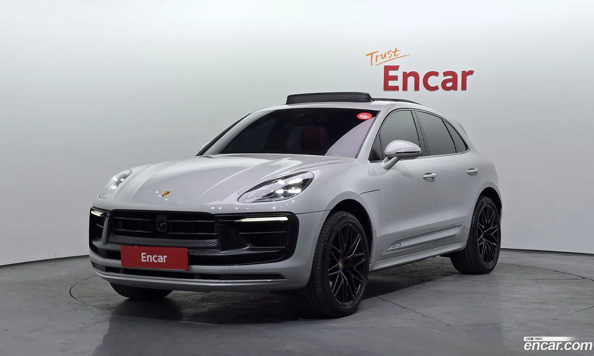 Porsche Macan 2022 WP1AF295XNLB45760 — 3