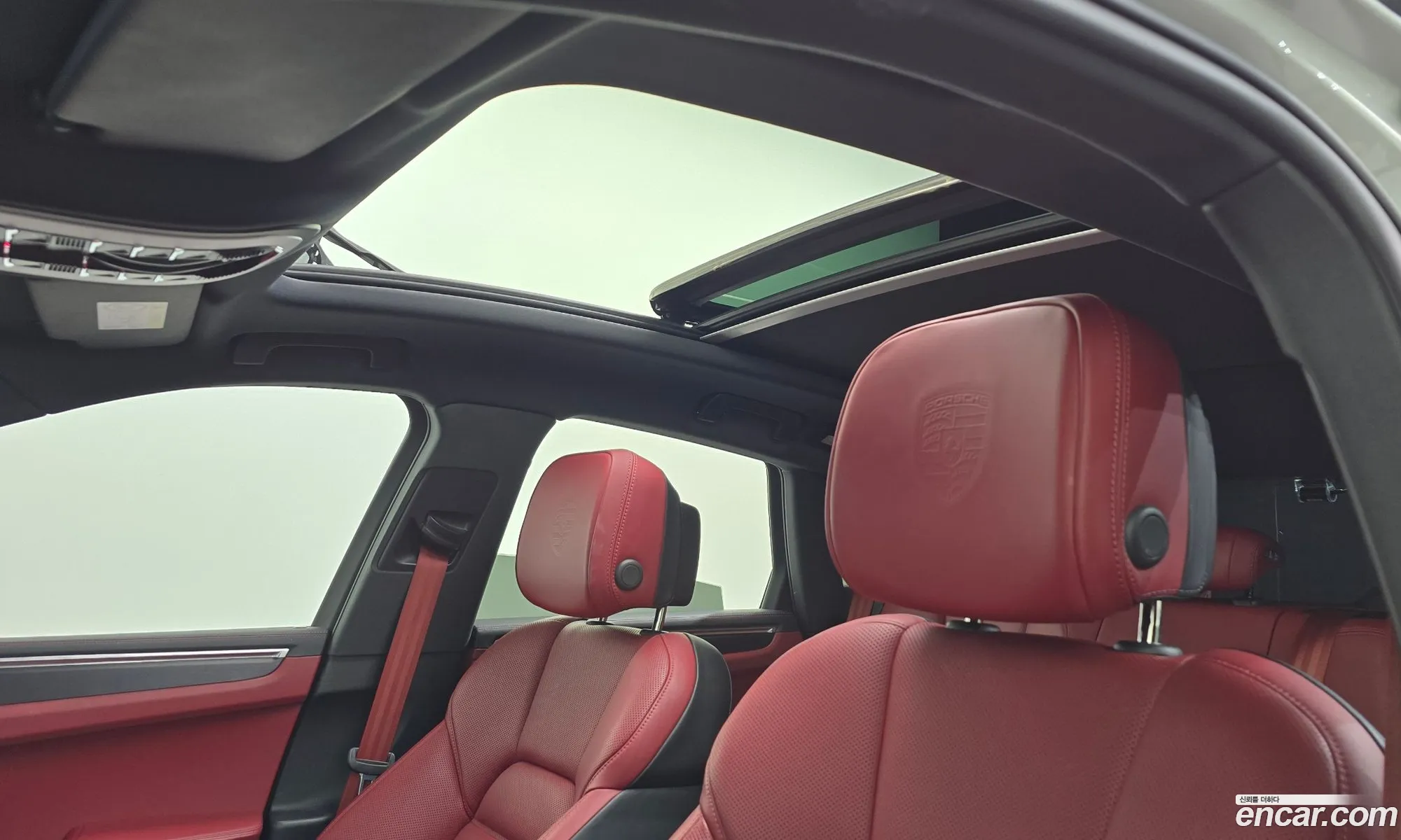 Porsche Macan 2022 WP1AF295XNLB45760 — 16