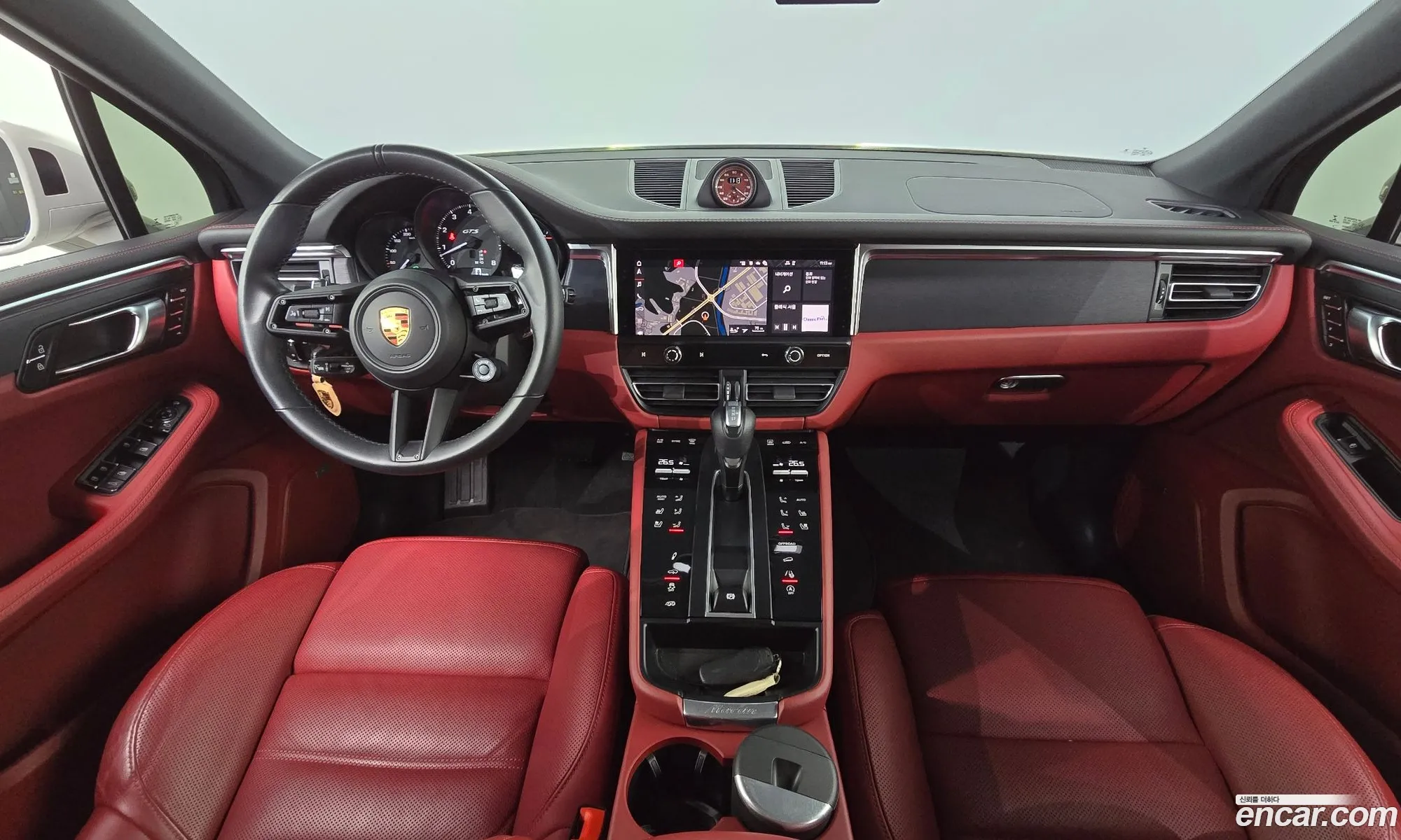 Porsche Macan 2022 WP1AF295XNLB45760 — 18