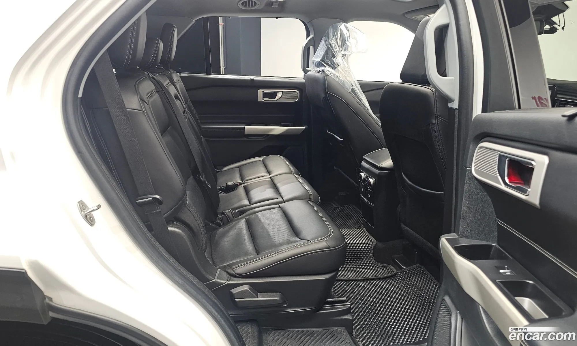 Ford Explorer 6th Gen 2021 1FMSK8FH5MGB74847 — 3