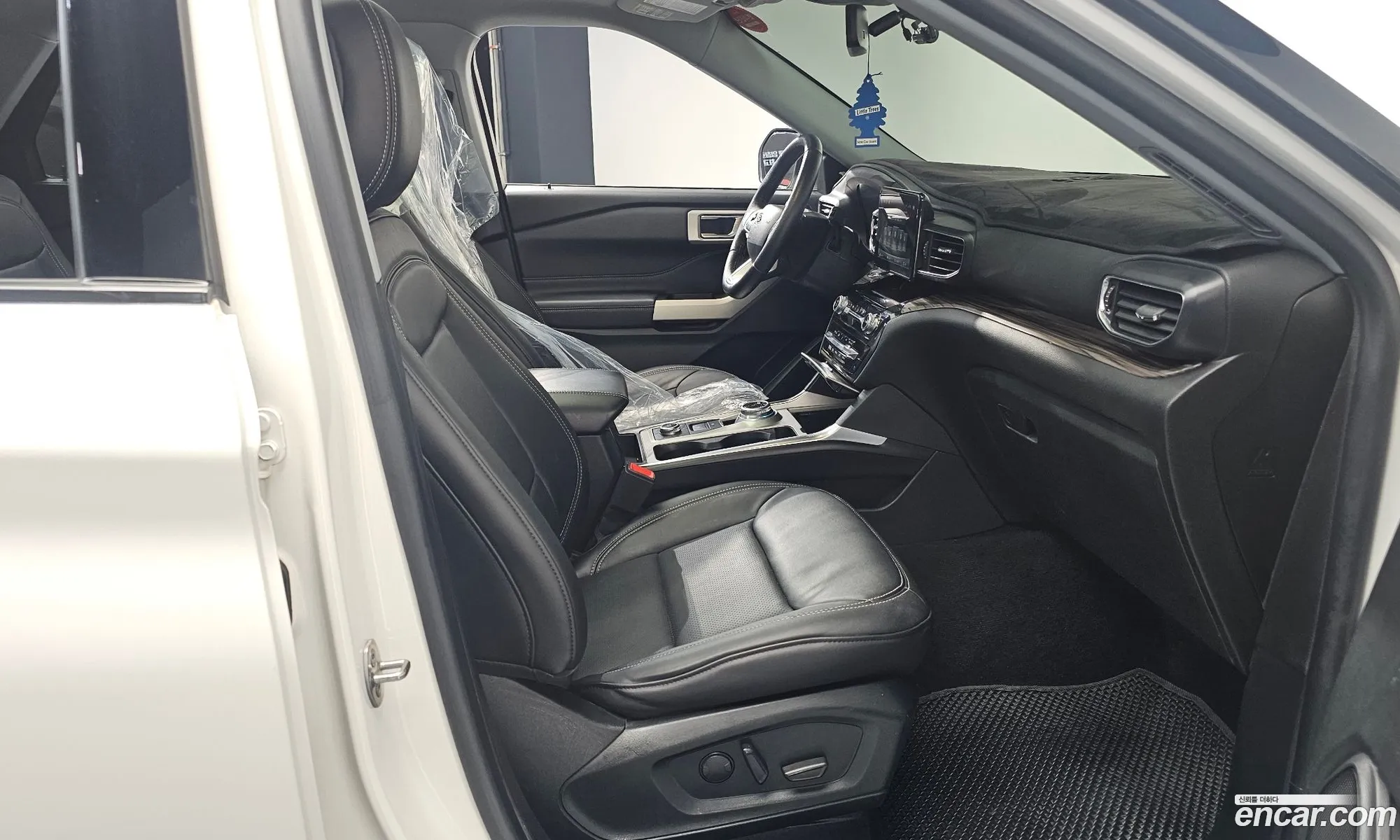 Ford Explorer 6th Gen 2021 1FMSK8FH5MGB74847 — 18
