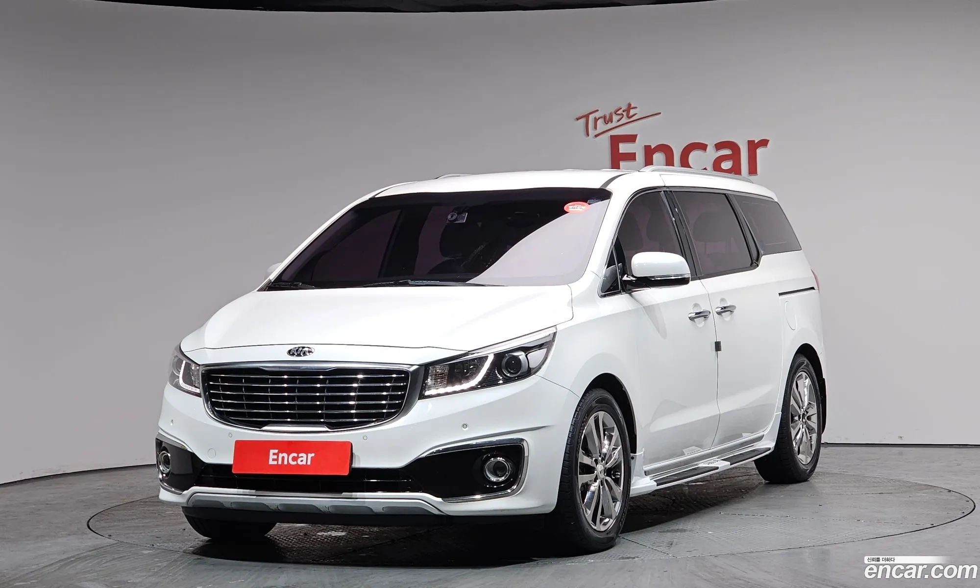 Kia Carnival 2015 — 5