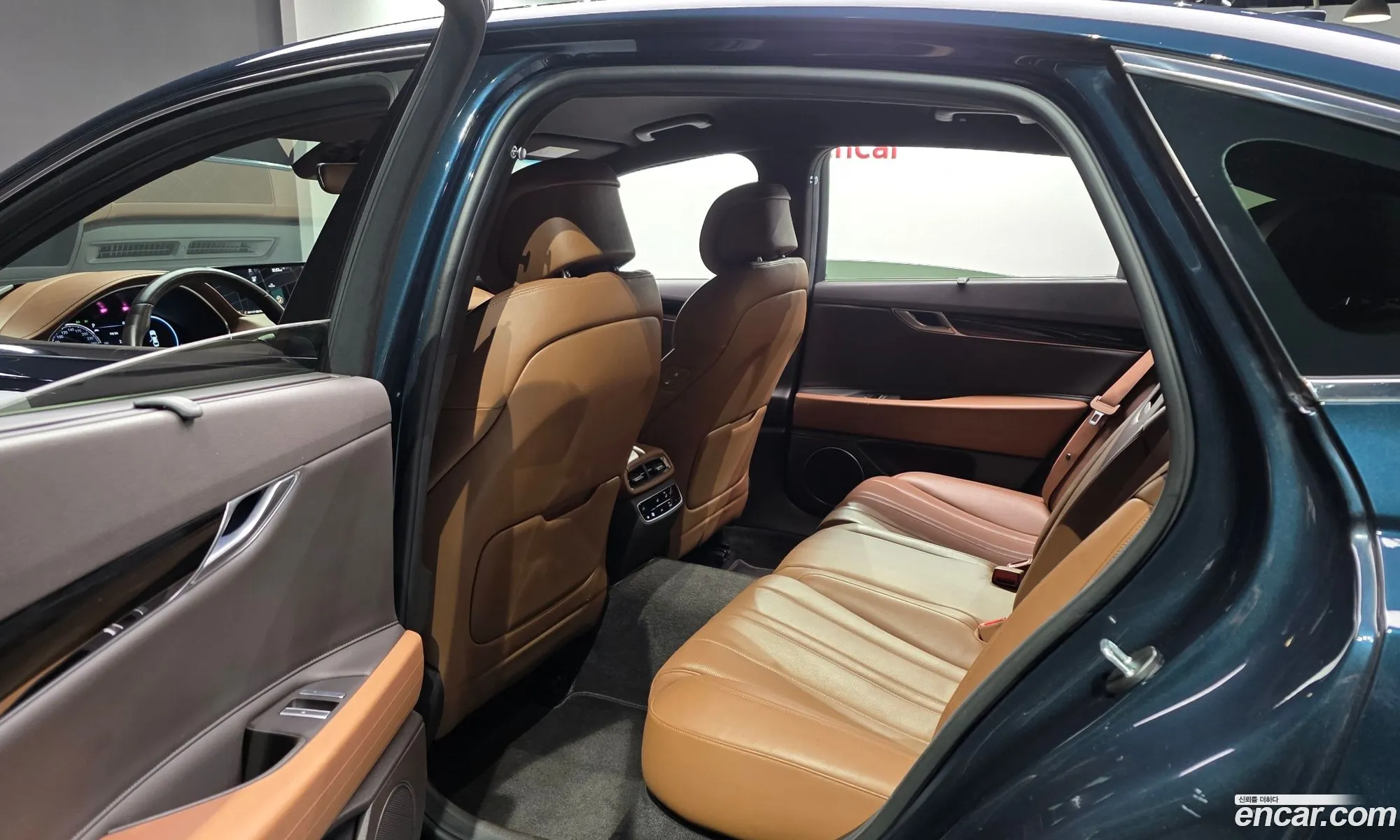 Genesis G80 2020 — 17