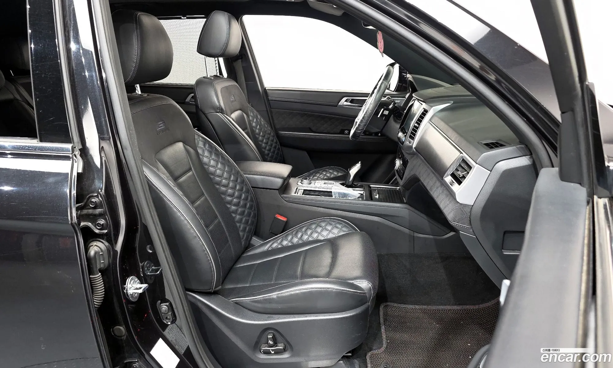 KG Mobility (SsangYong) Rexton 2021 — 6