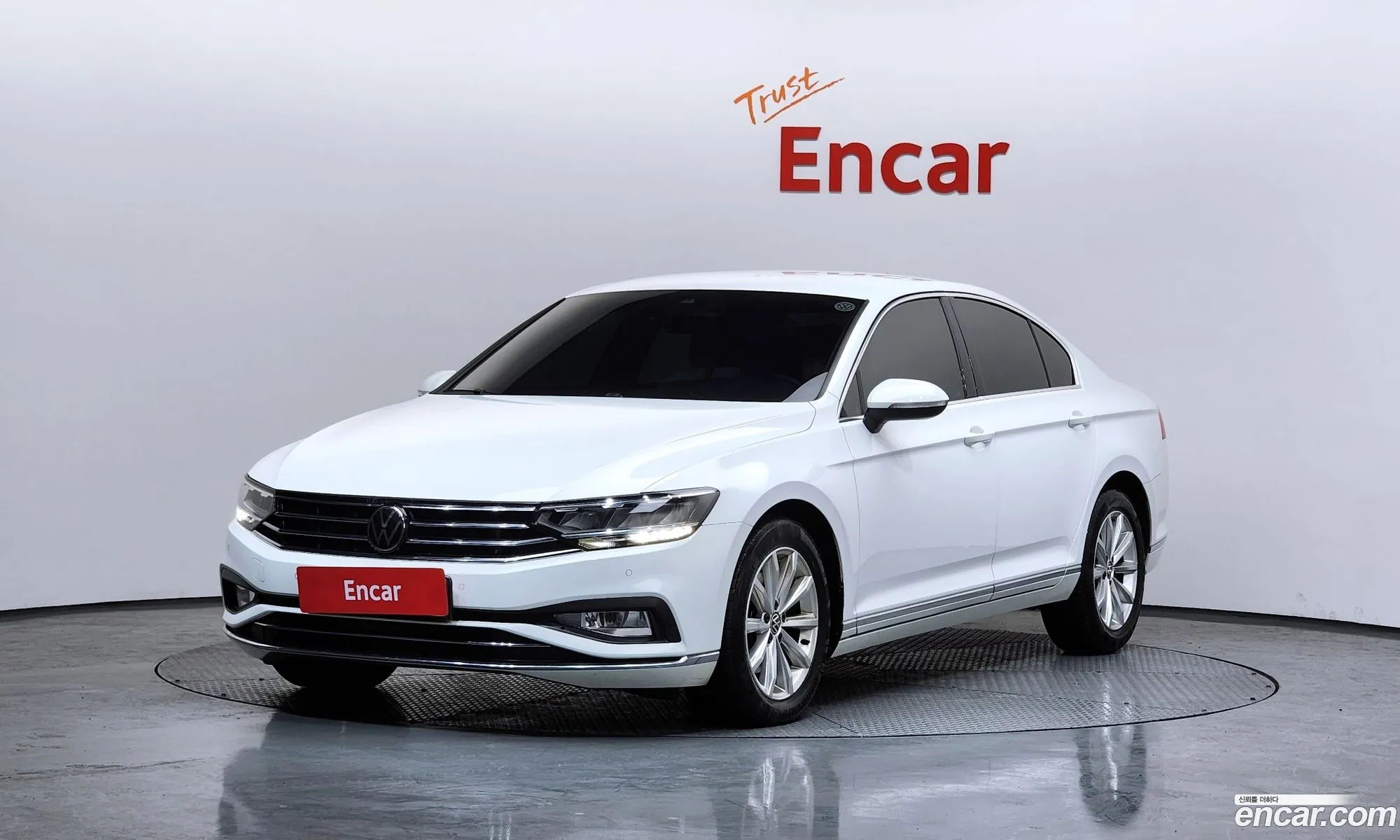 Volkswagen Passat GT 2021 — 17