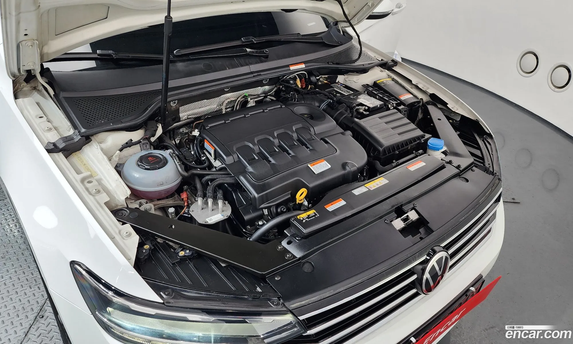 Volkswagen Passat GT 2021 — 16