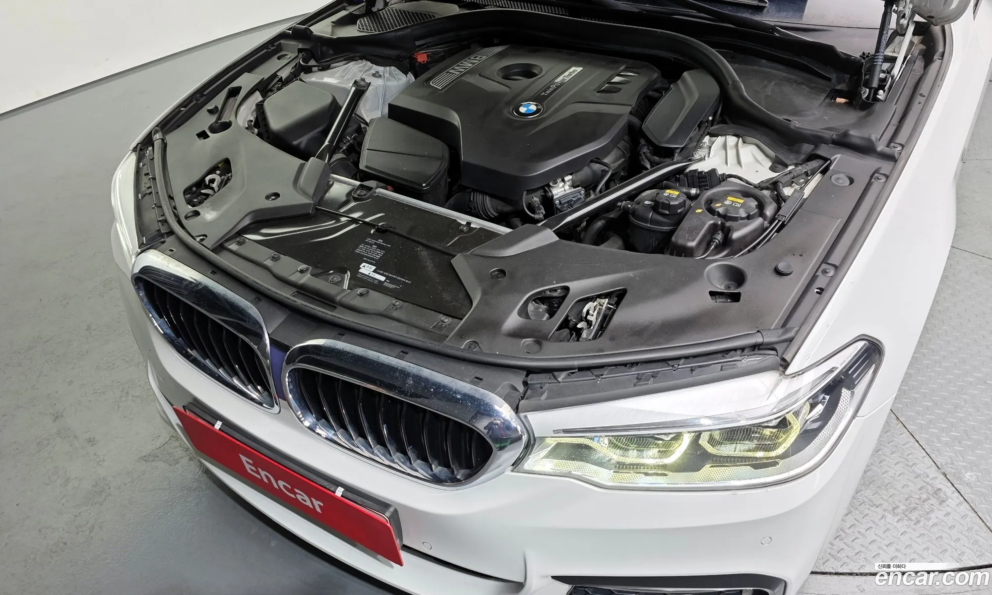BMW 5 Series 2017 WBAJD9100HWA91663 — 2