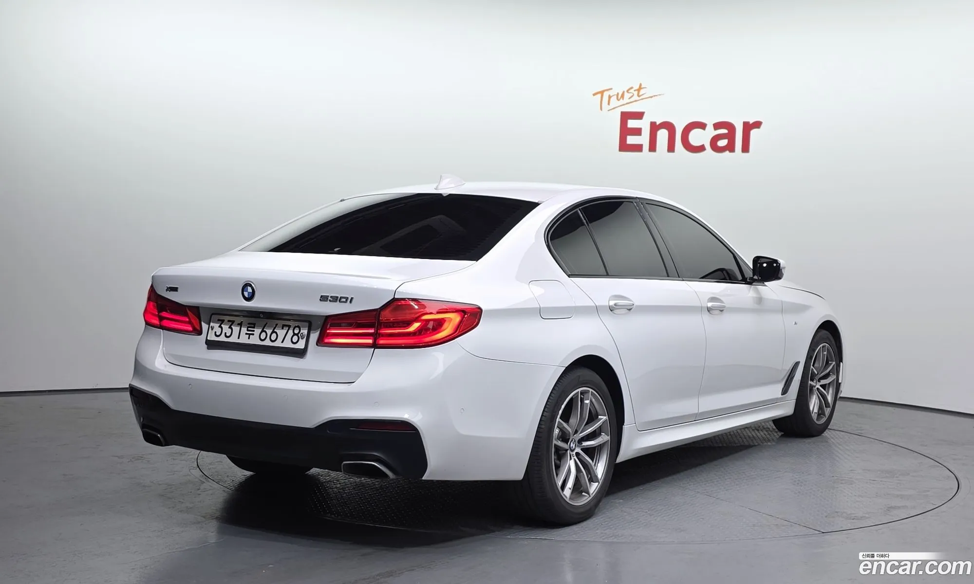 BMW 5 Series 2017 WBAJD9100HWA91663 — 7