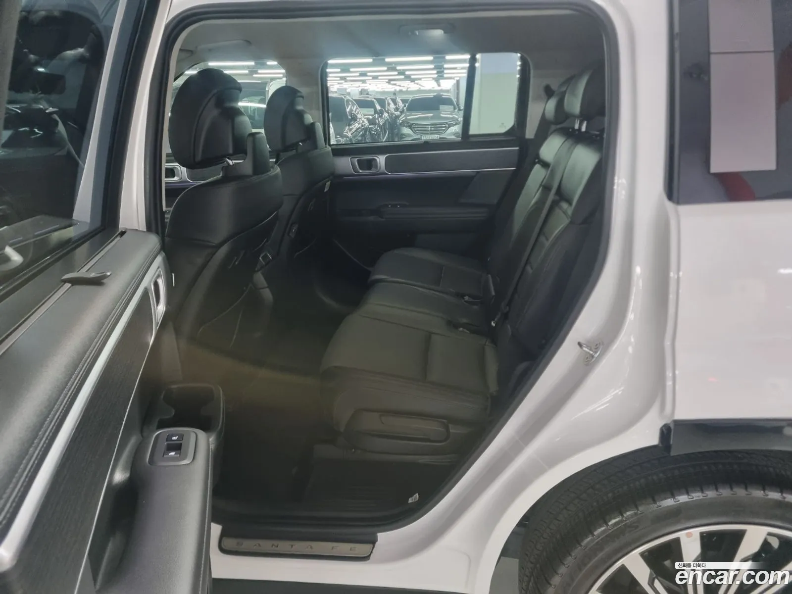 Hyundai Santa Fe 2025 — 16