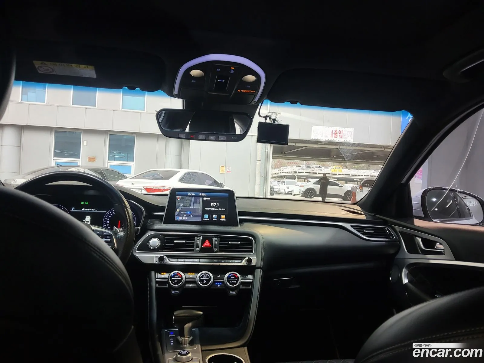 Genesis G70 2018 — 18