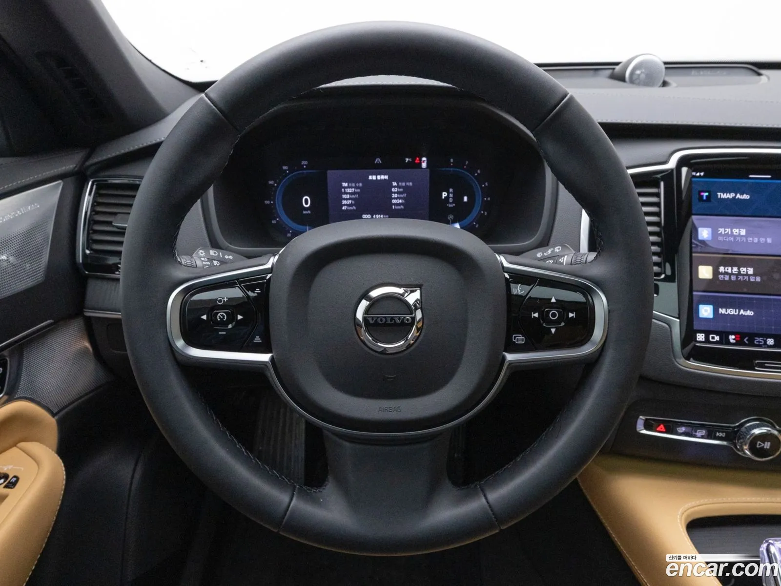 Volvo XC90 2025 — 10