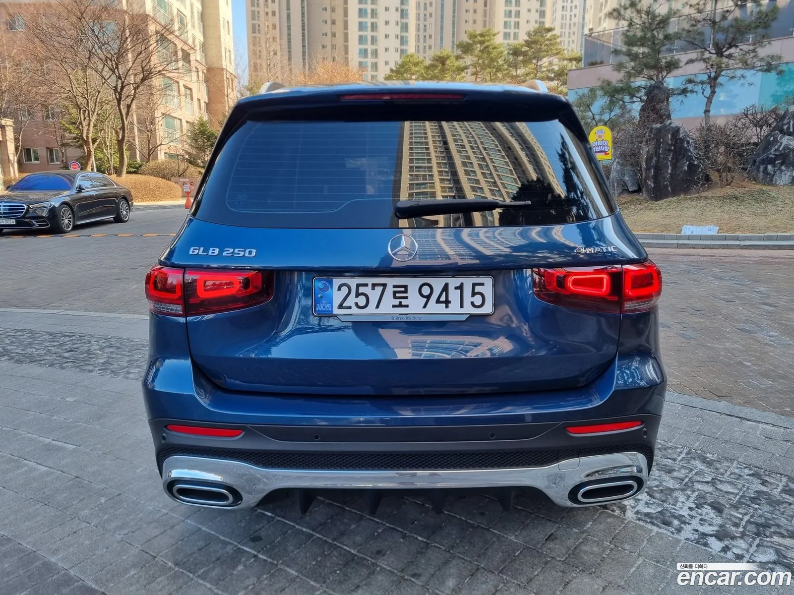 Mercedes-Benz GLB-Class X247 2023 — 12