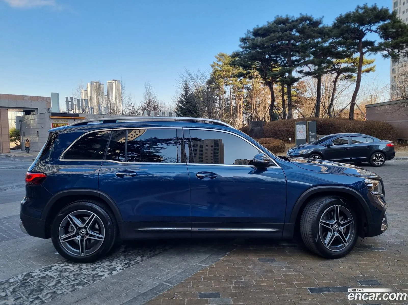 Mercedes-Benz GLB-Class X247 2023 — 13
