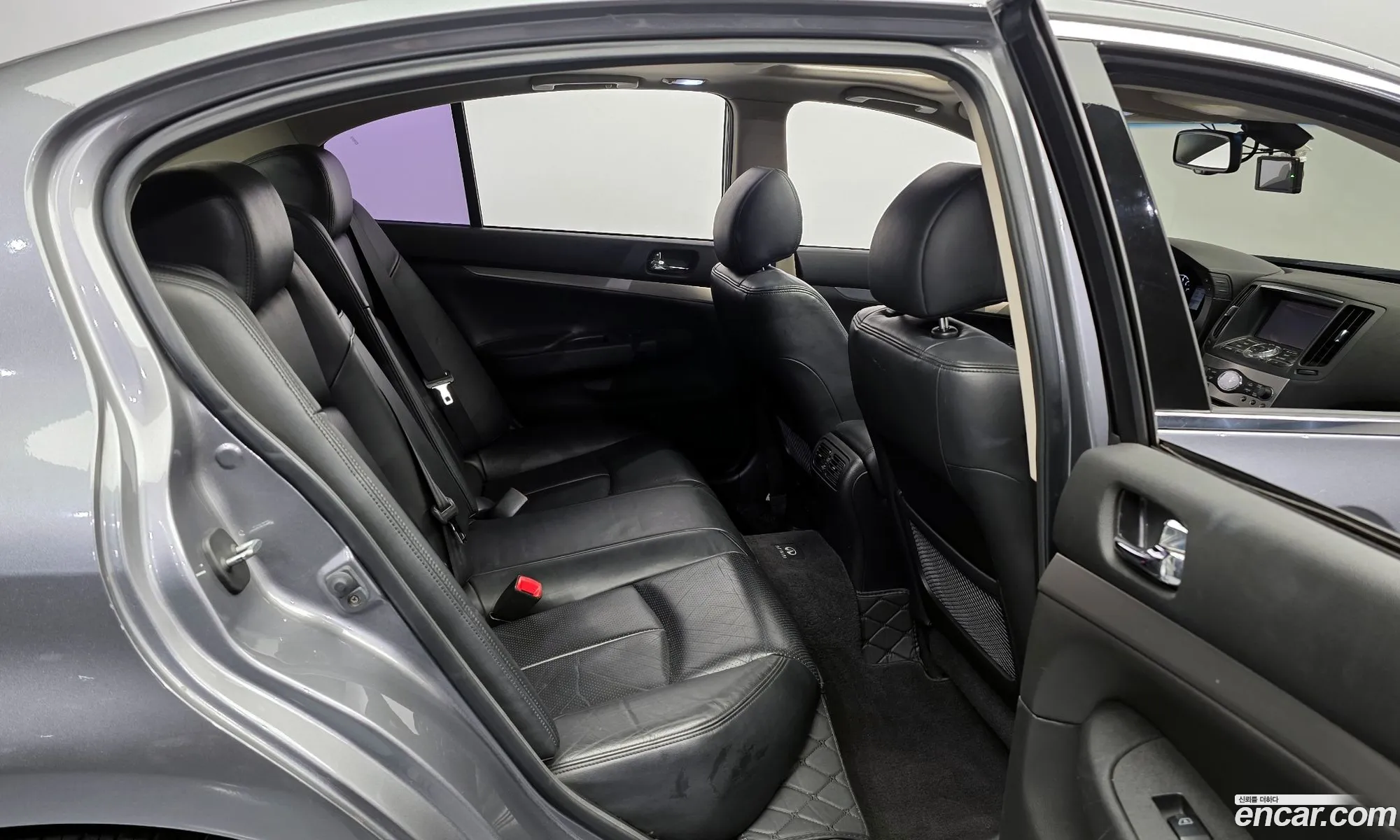 Infiniti G25 2011 JNKDV61E6BM450164 — 3