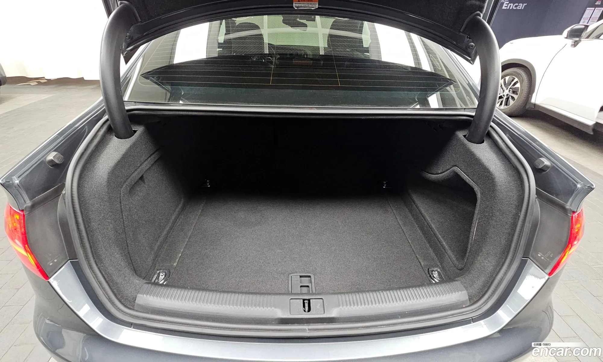 Audi A4 2014 WAUZZZ8K9FN010655 — 9