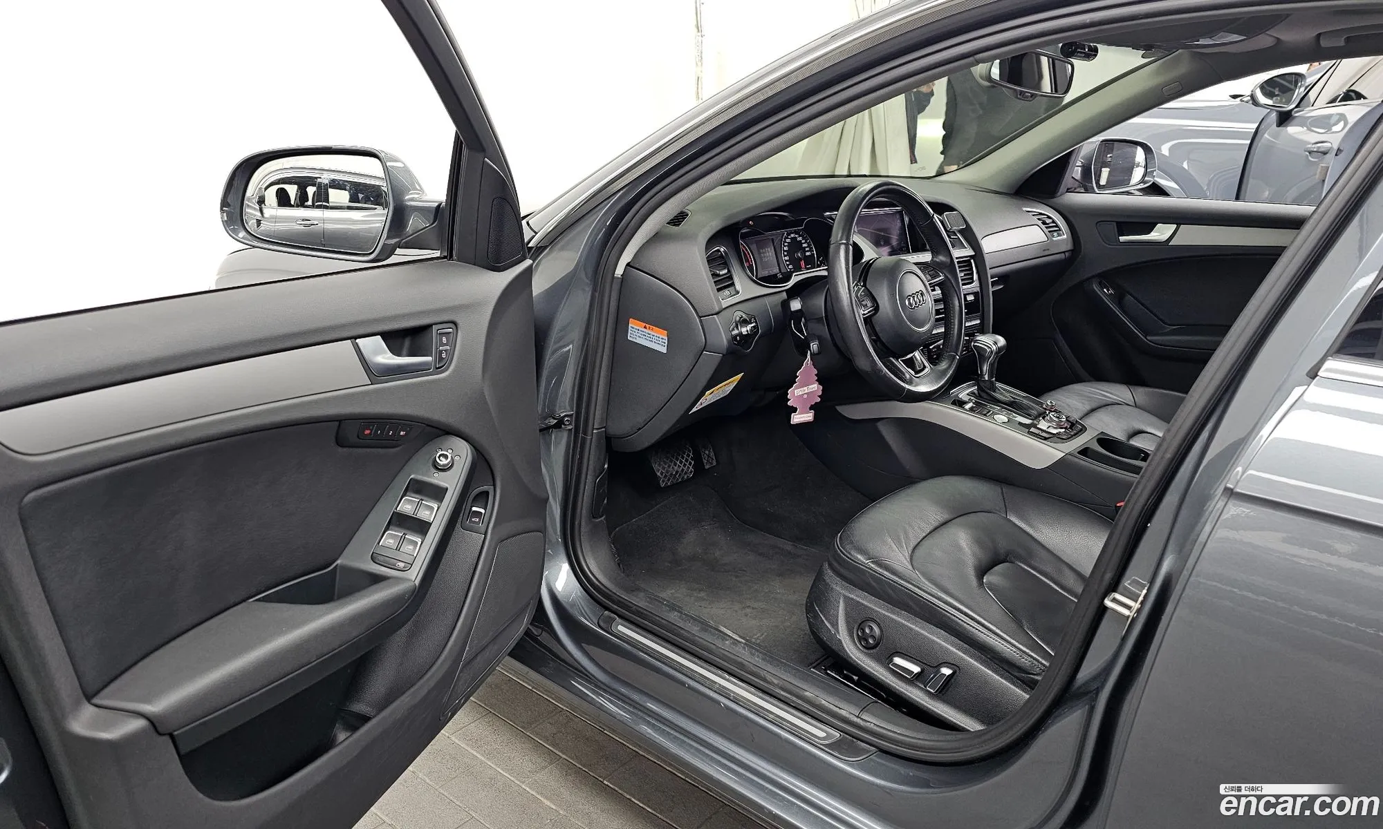 Audi A4 2014 WAUZZZ8K9FN010655 — 13