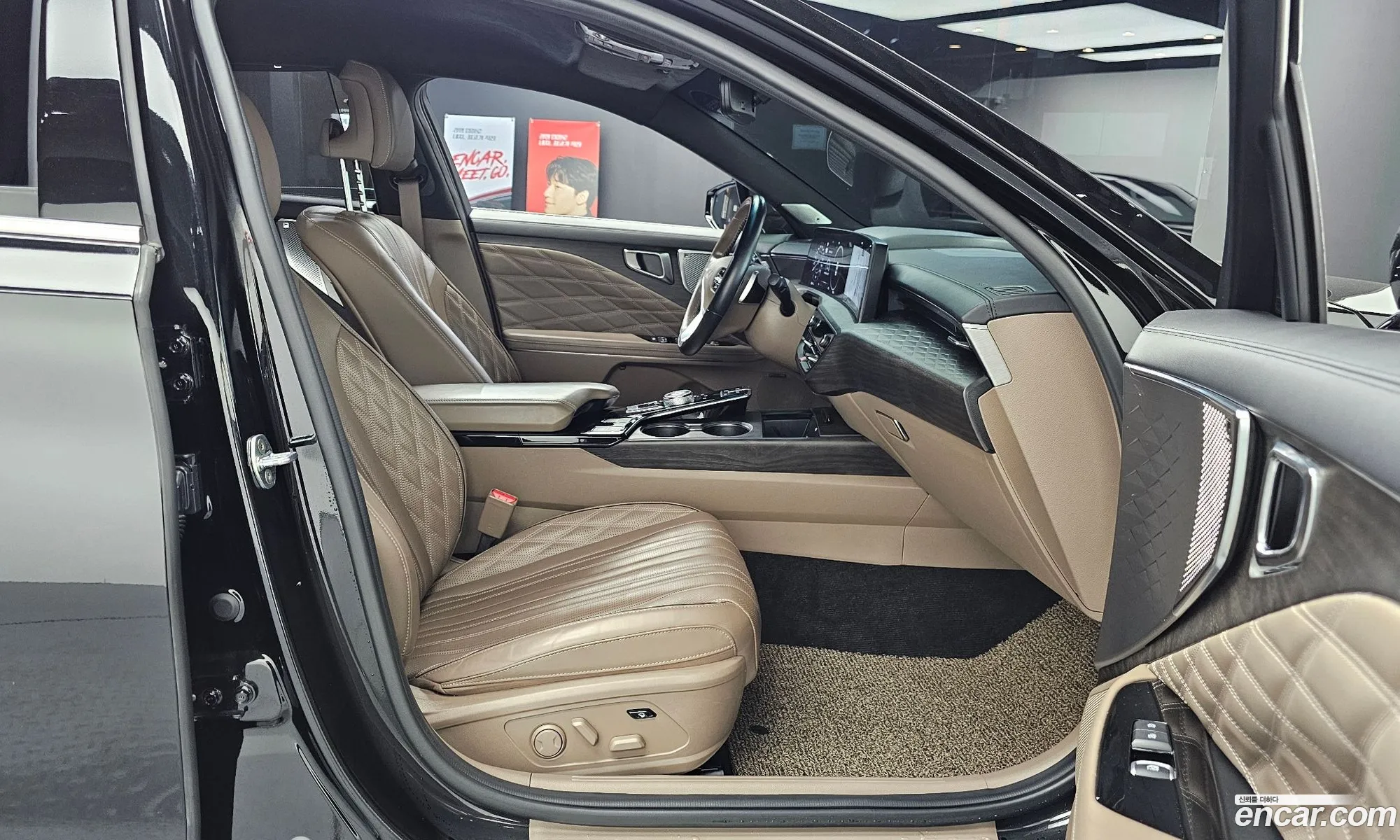 Kia K8 2021 — 17