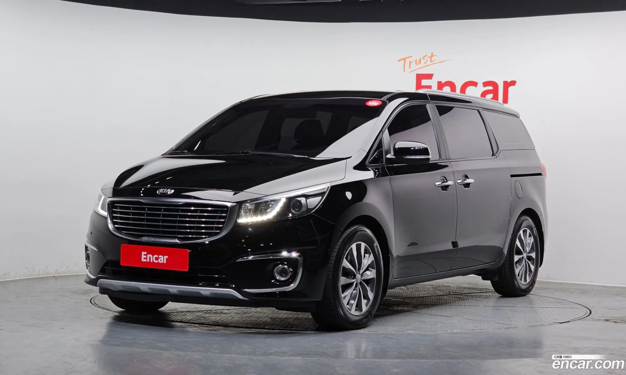 Kia Carnival 2016 — 6