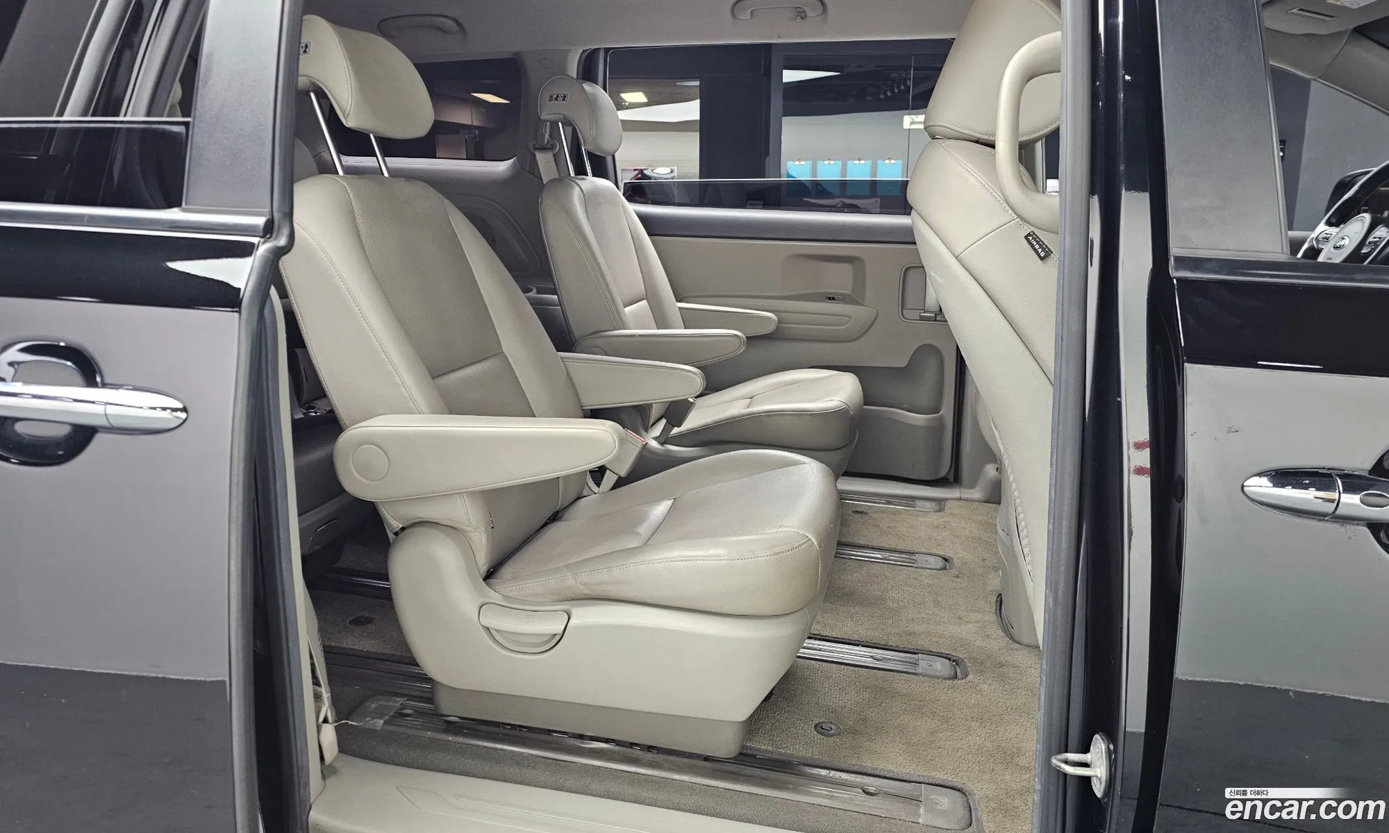 Kia Carnival 2016 — 5