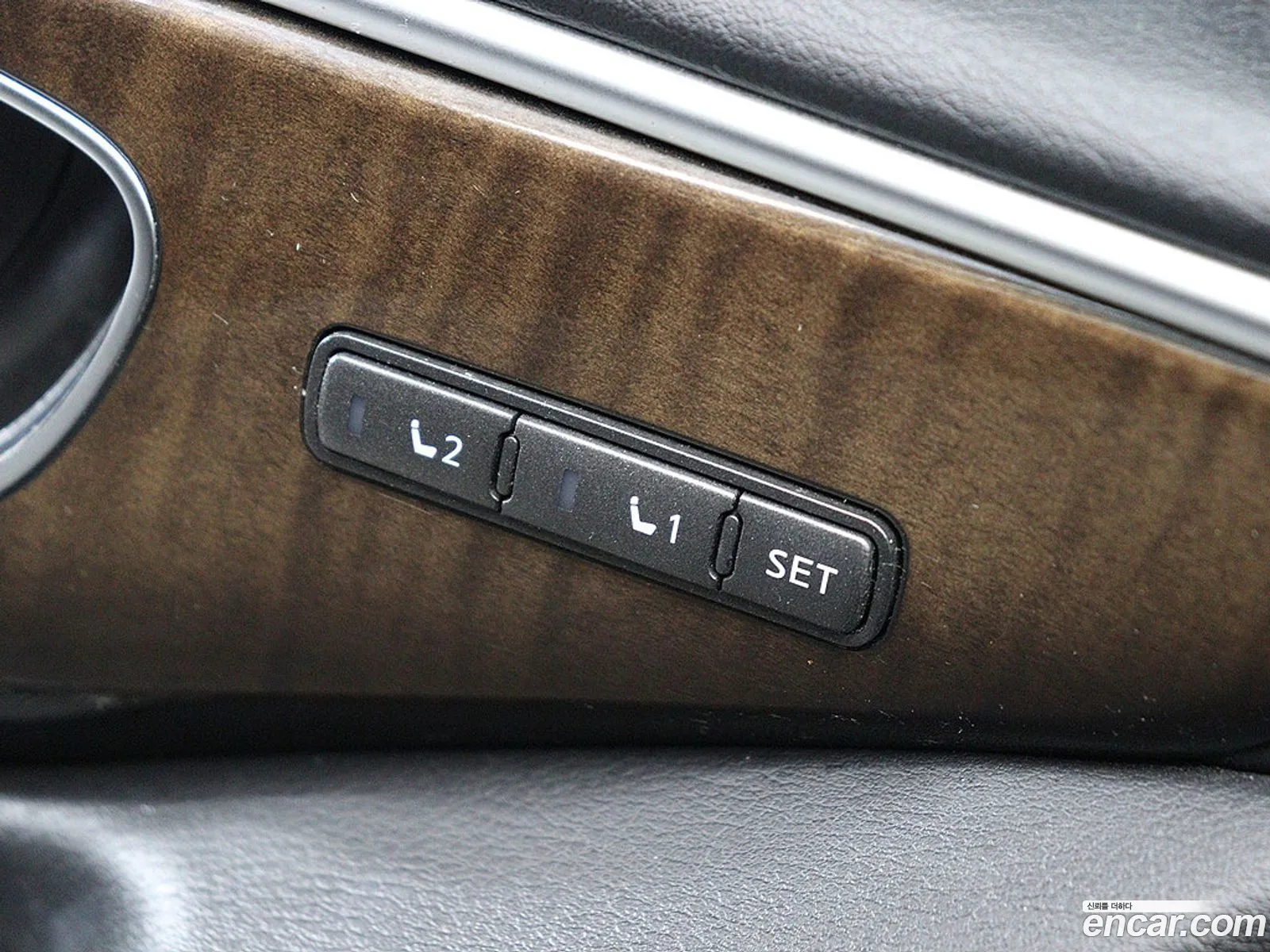 Infiniti Q50 2015 — 18