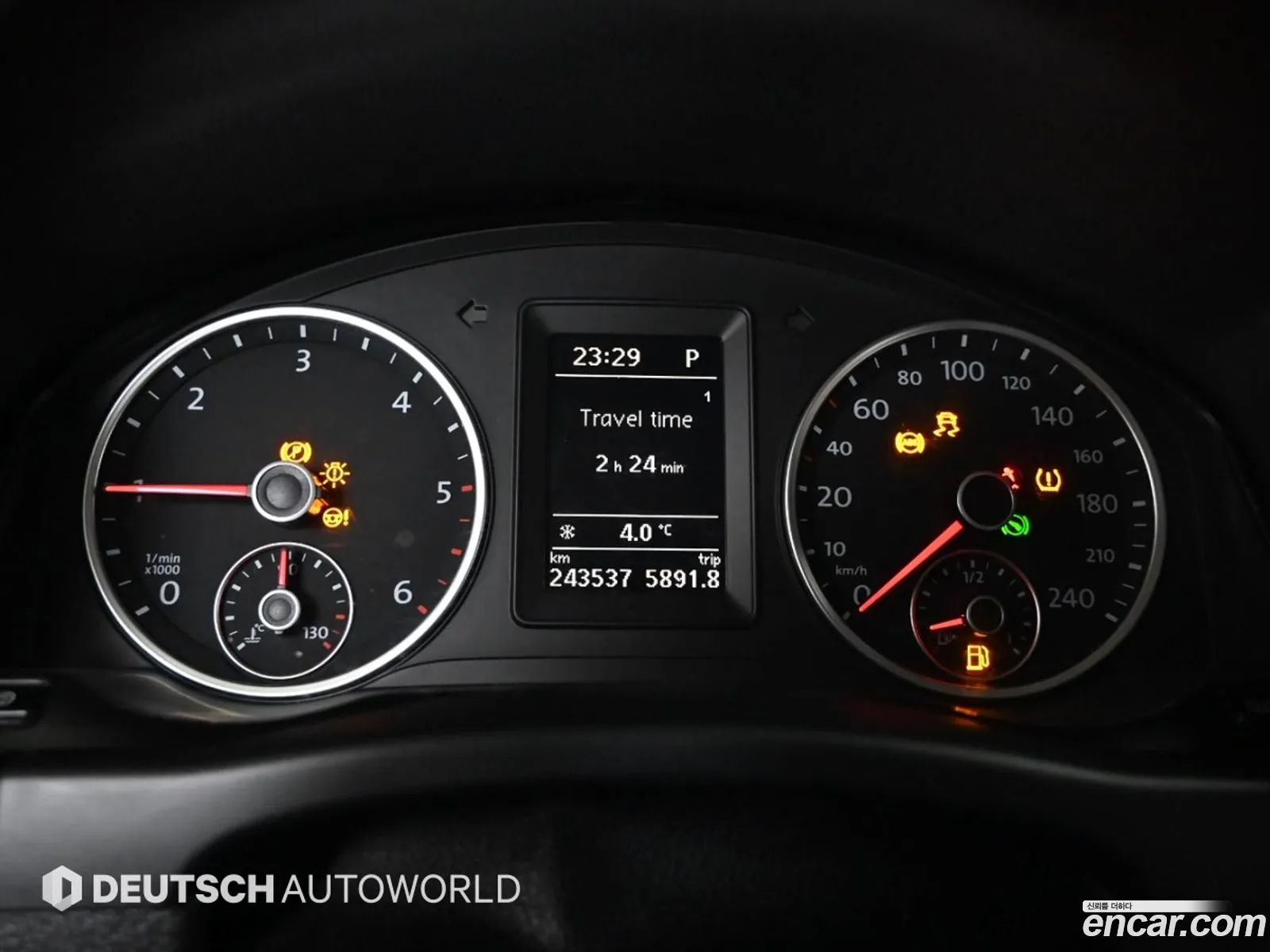 Volkswagen Tiguan 2016 — 13