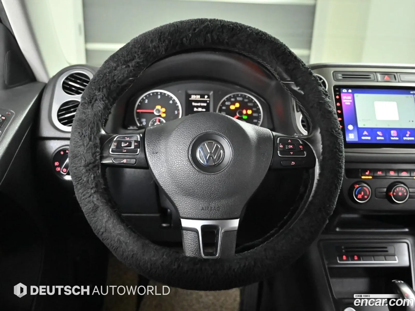 Volkswagen Tiguan 2016 — 10