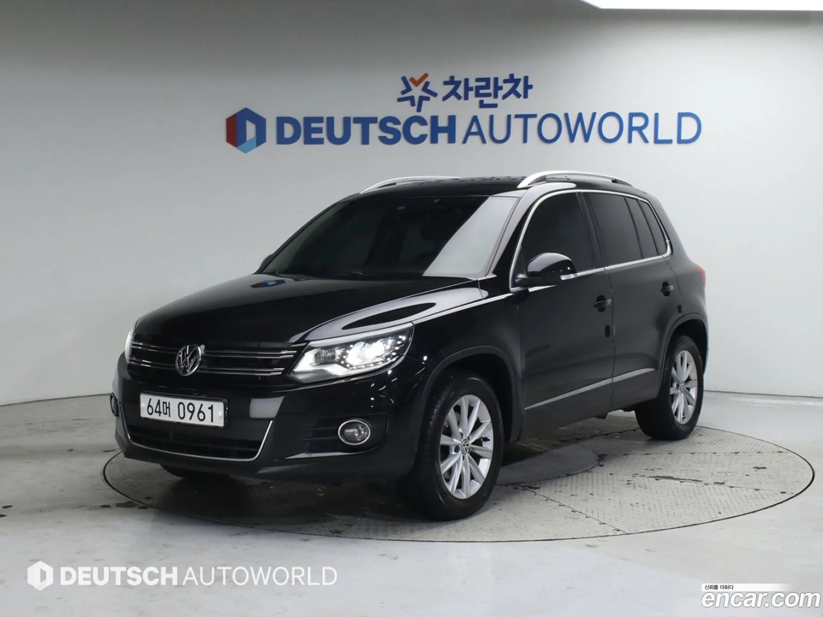 Volkswagen Tiguan 2016 — 19