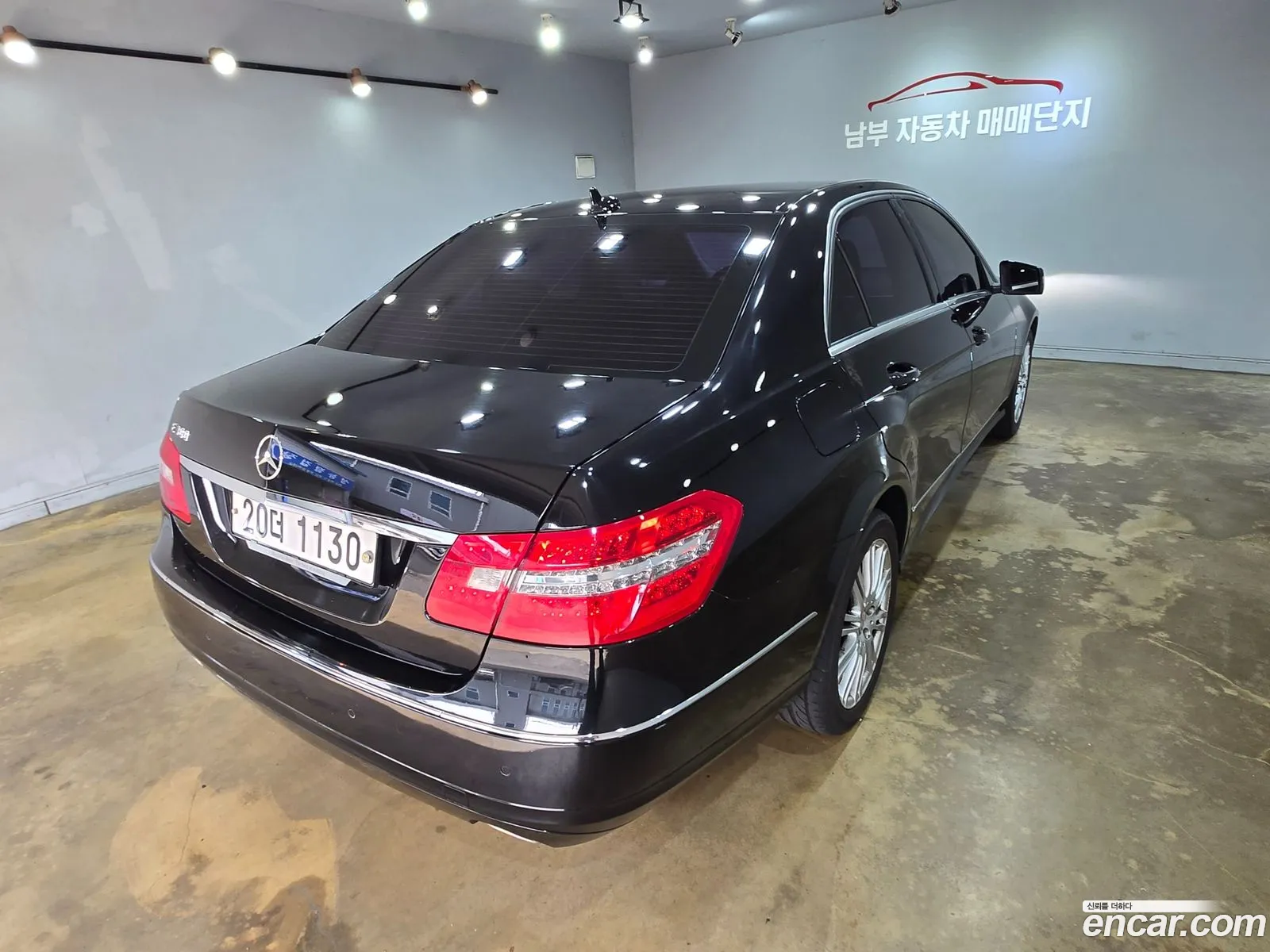 Mercedes-Benz E-Class W212 2011 — 13