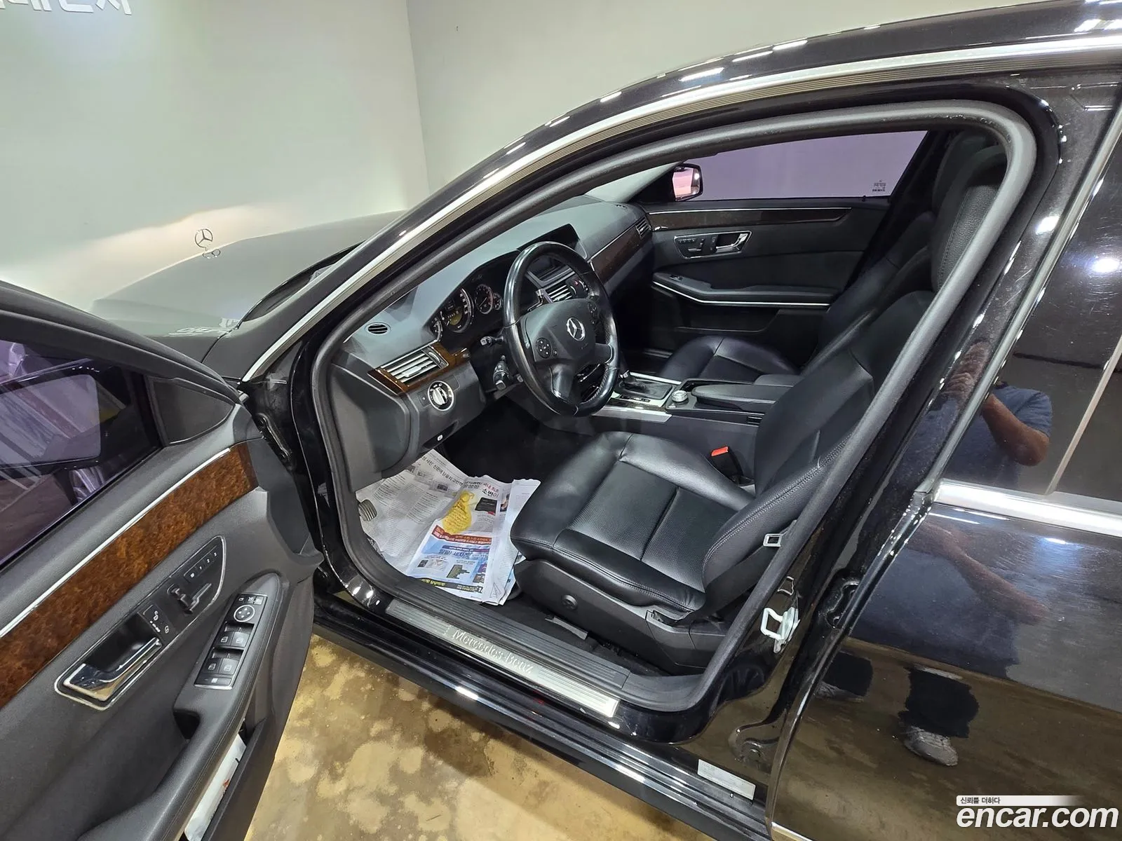 Mercedes-Benz E-Class W212 2011 — 15