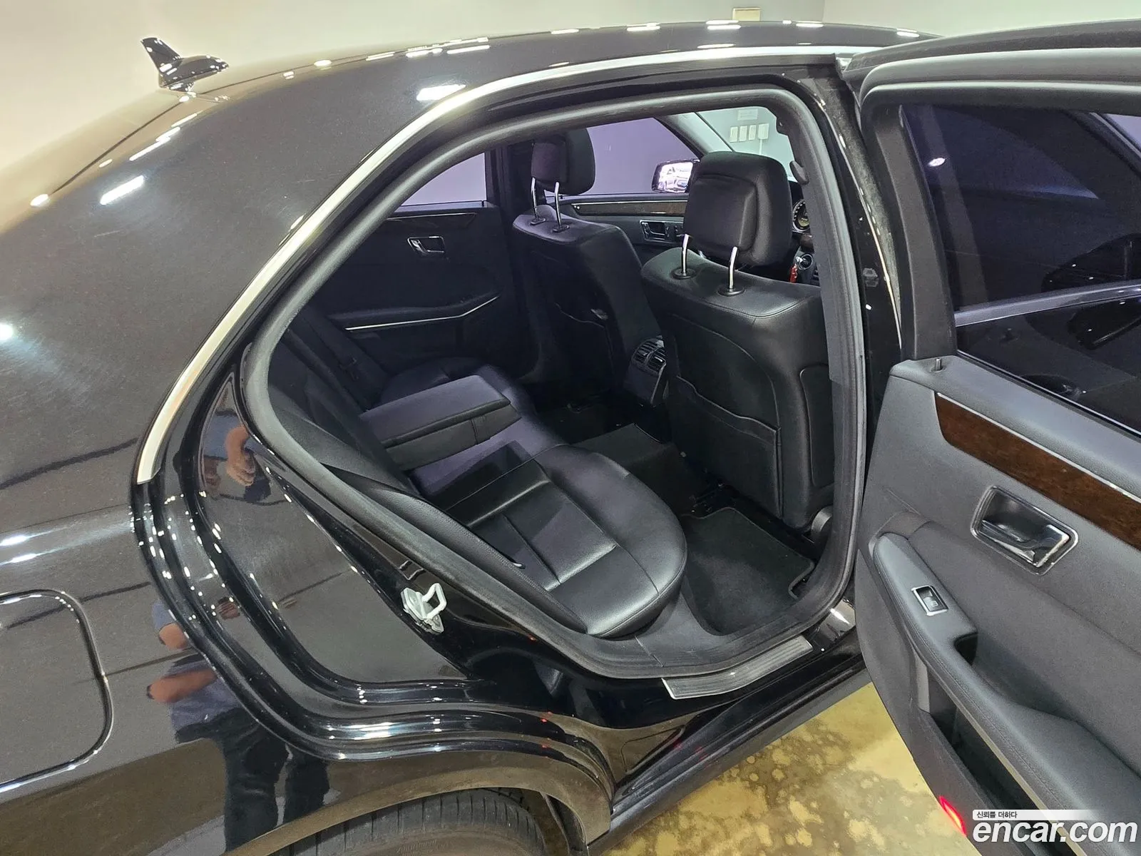 Mercedes-Benz E-Class W212 2011 — 5