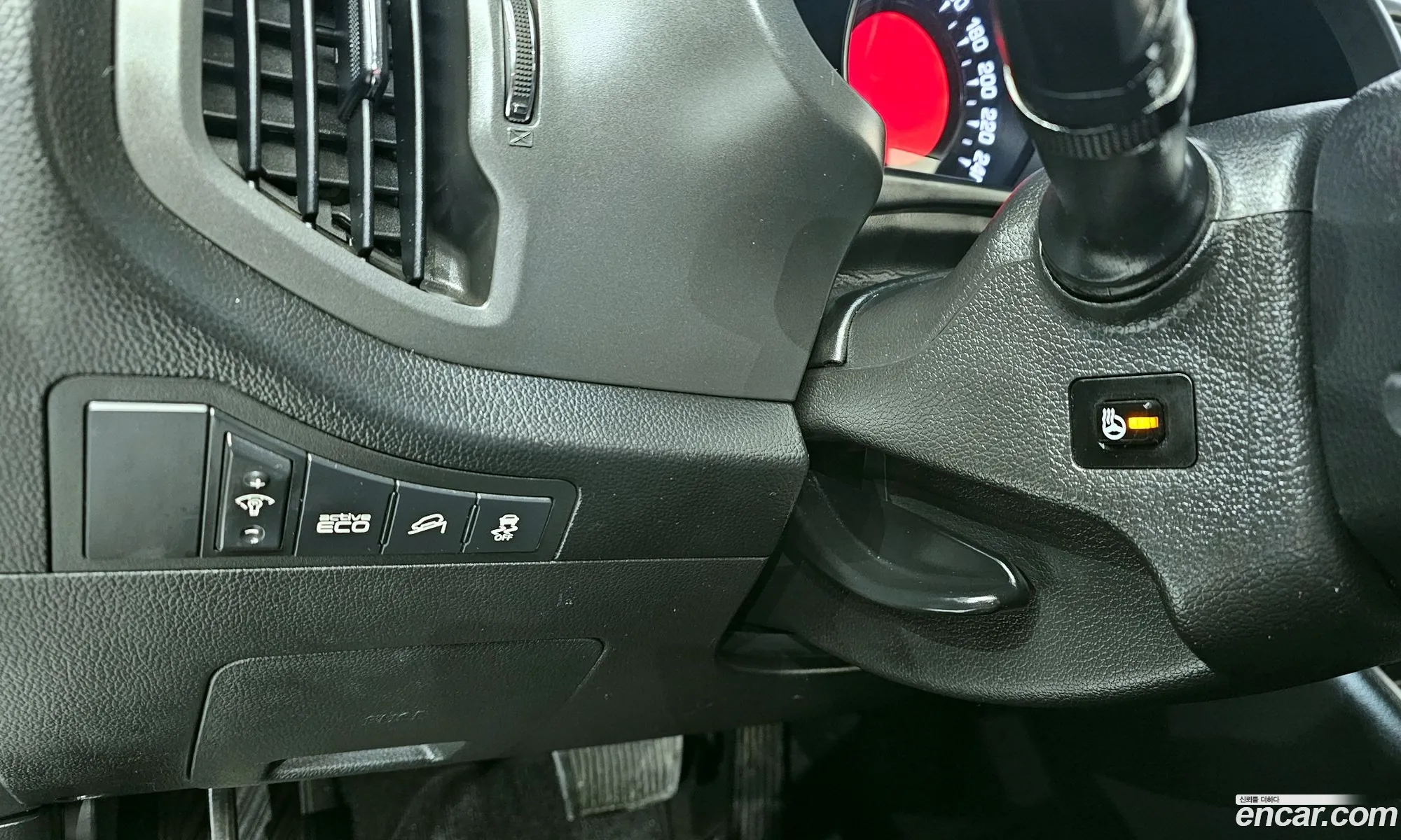 Kia Sportage R 2012 — 9