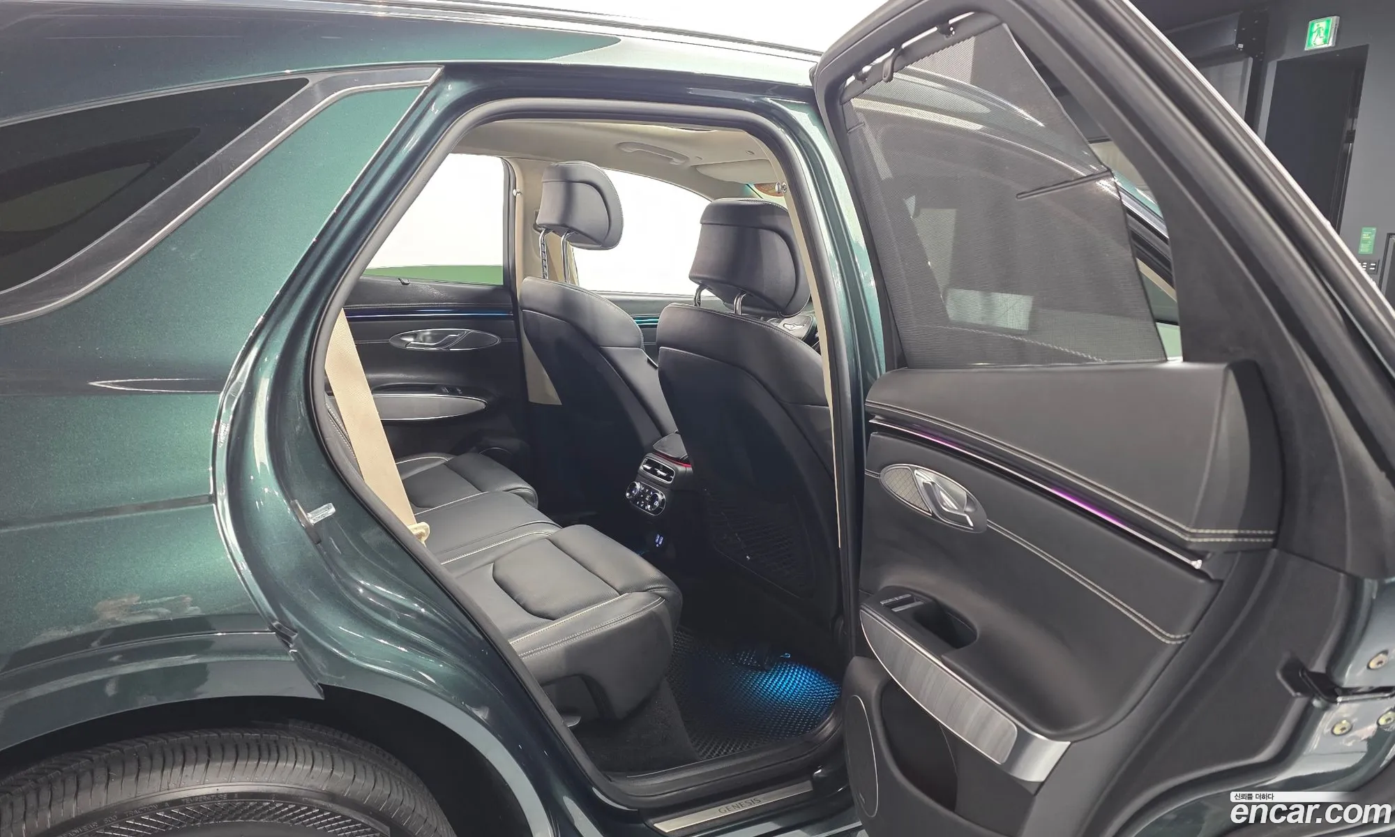 Genesis Electrified GV70